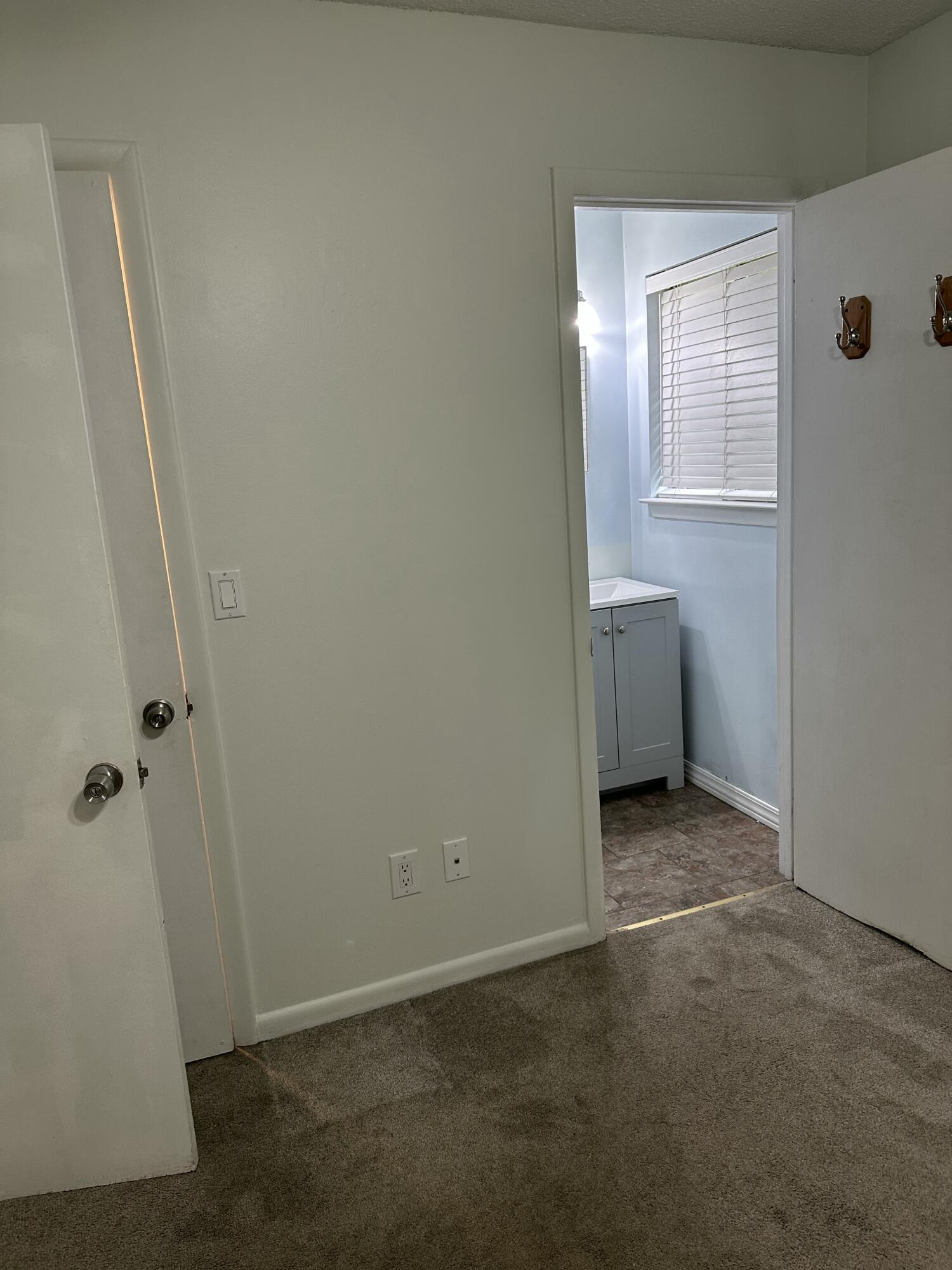 2514 Maplewood Drive