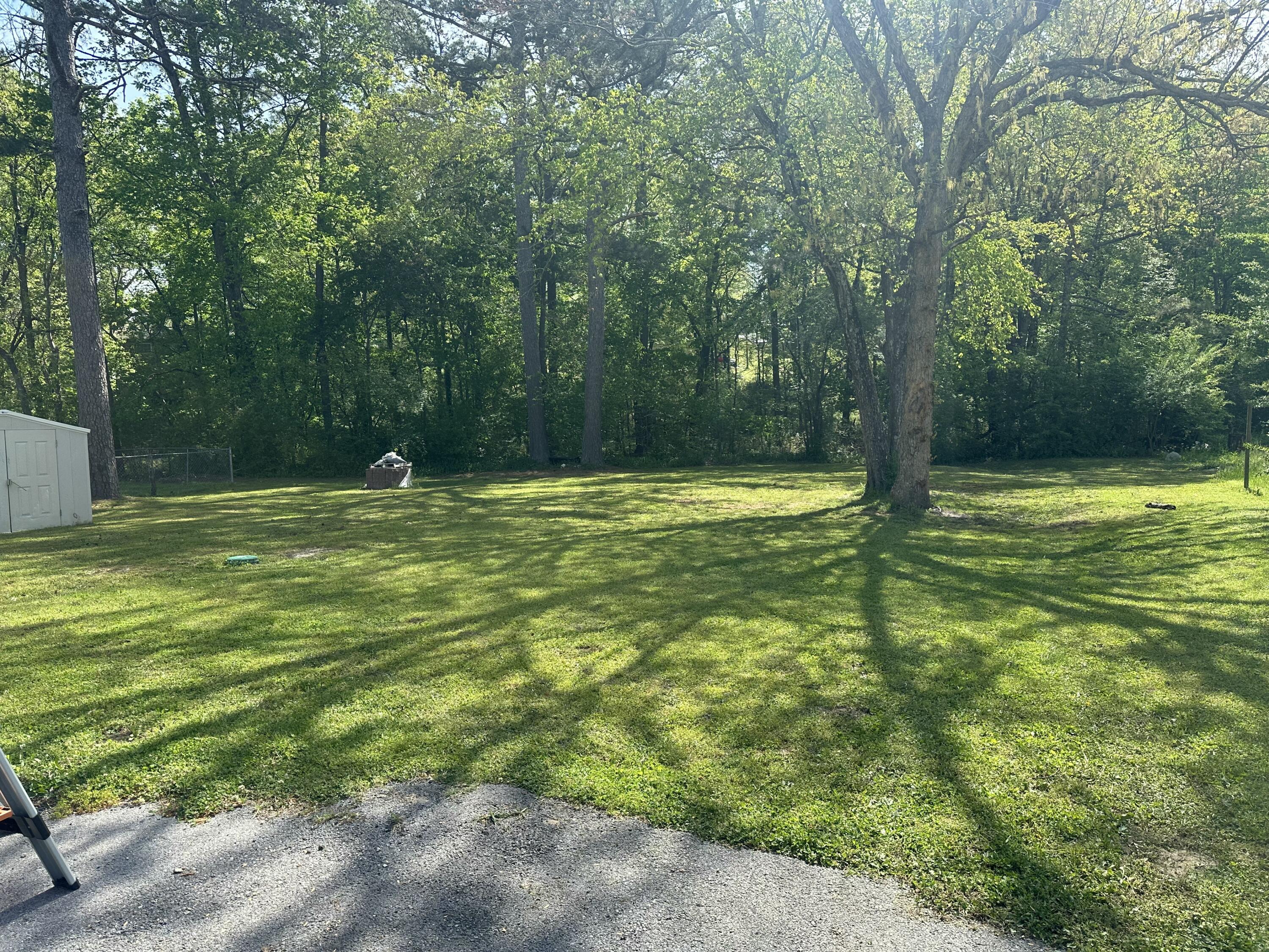 2514 Maplewood Drive