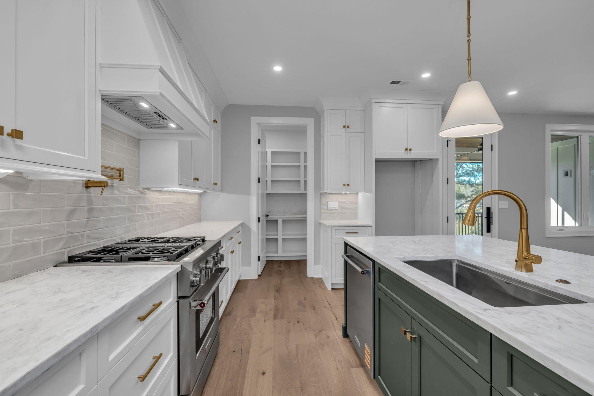 1373 London Woods Way, 18