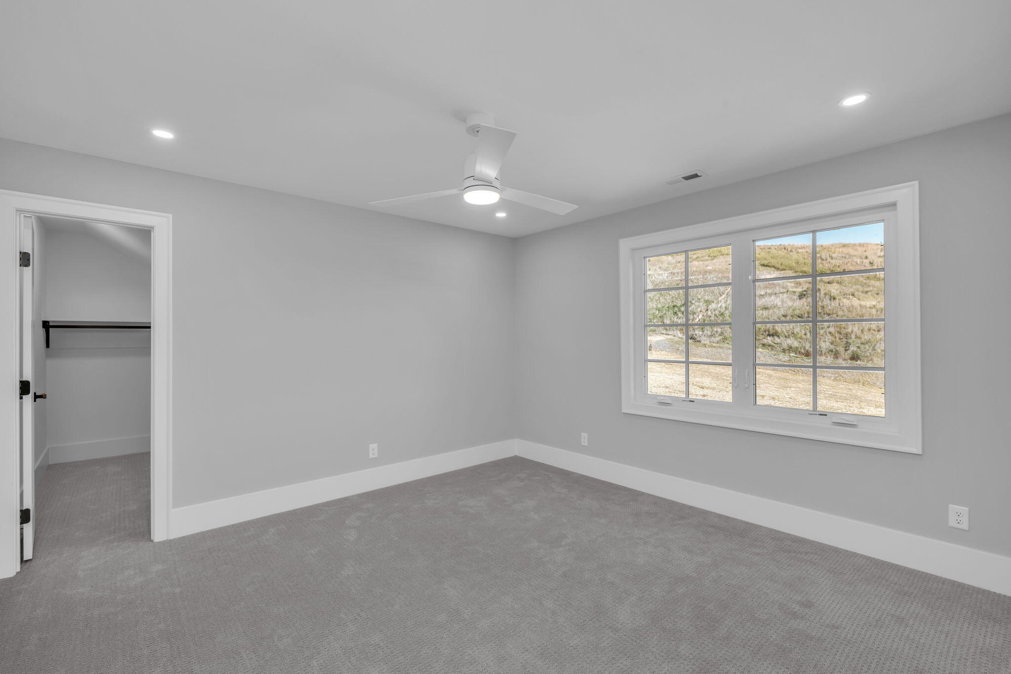 1373 London Woods Way, 18