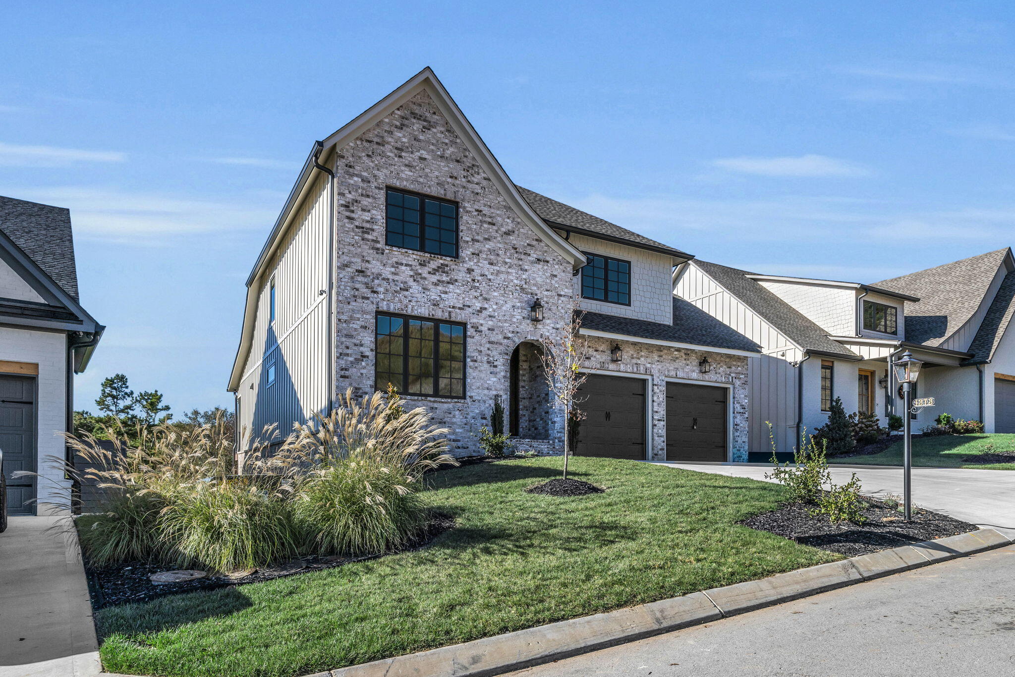 1373 London Woods Way, 18