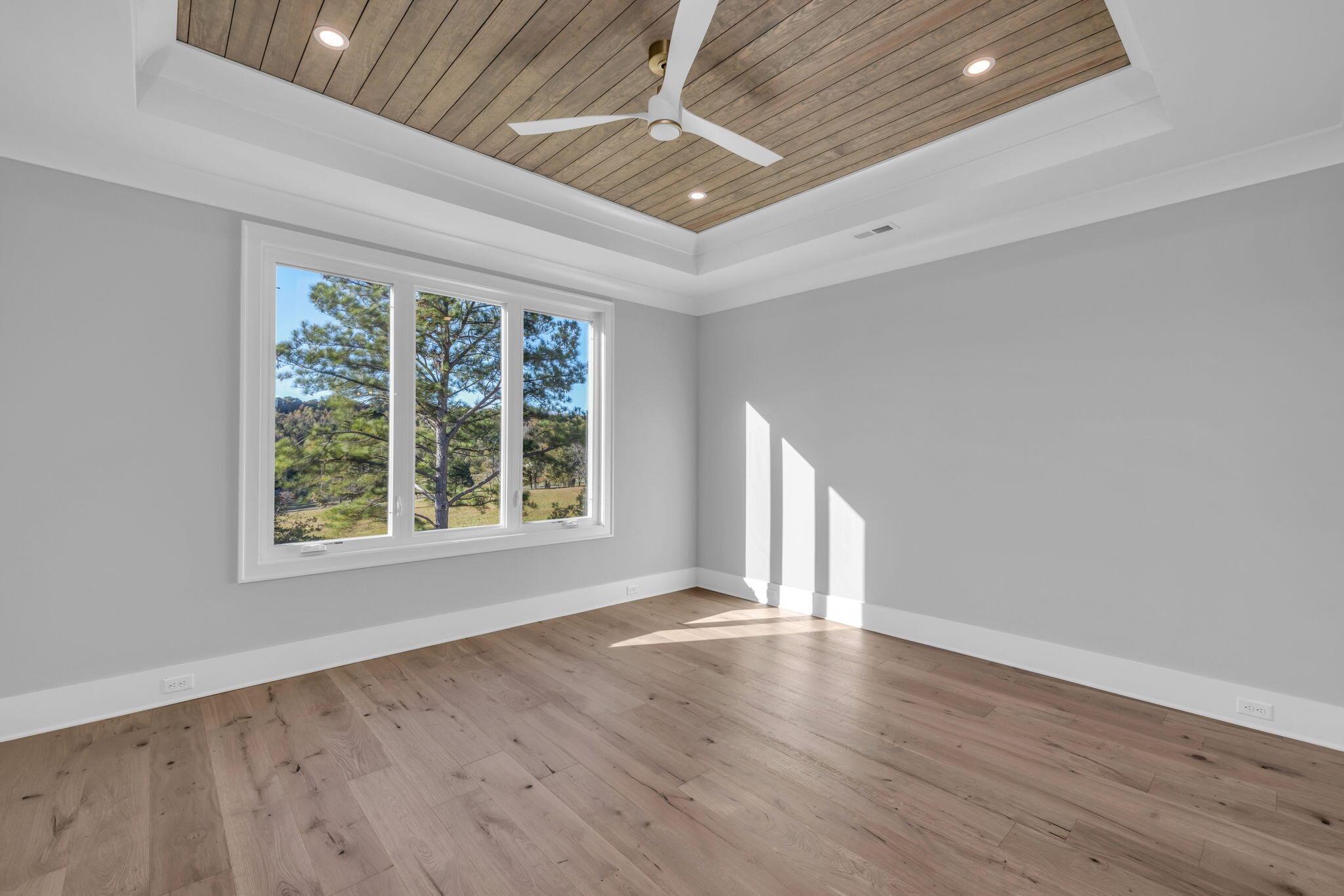 1373 London Woods Way, 18