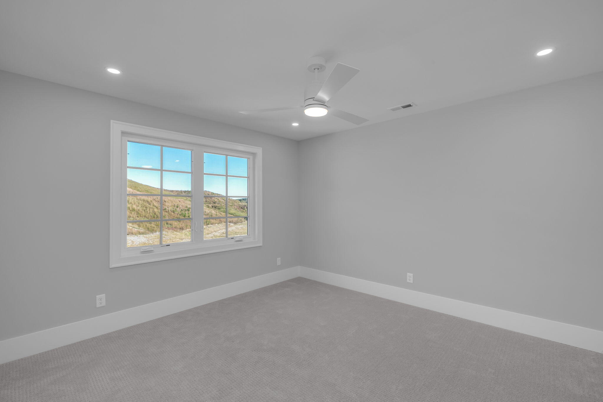 1373 London Woods Way, 18