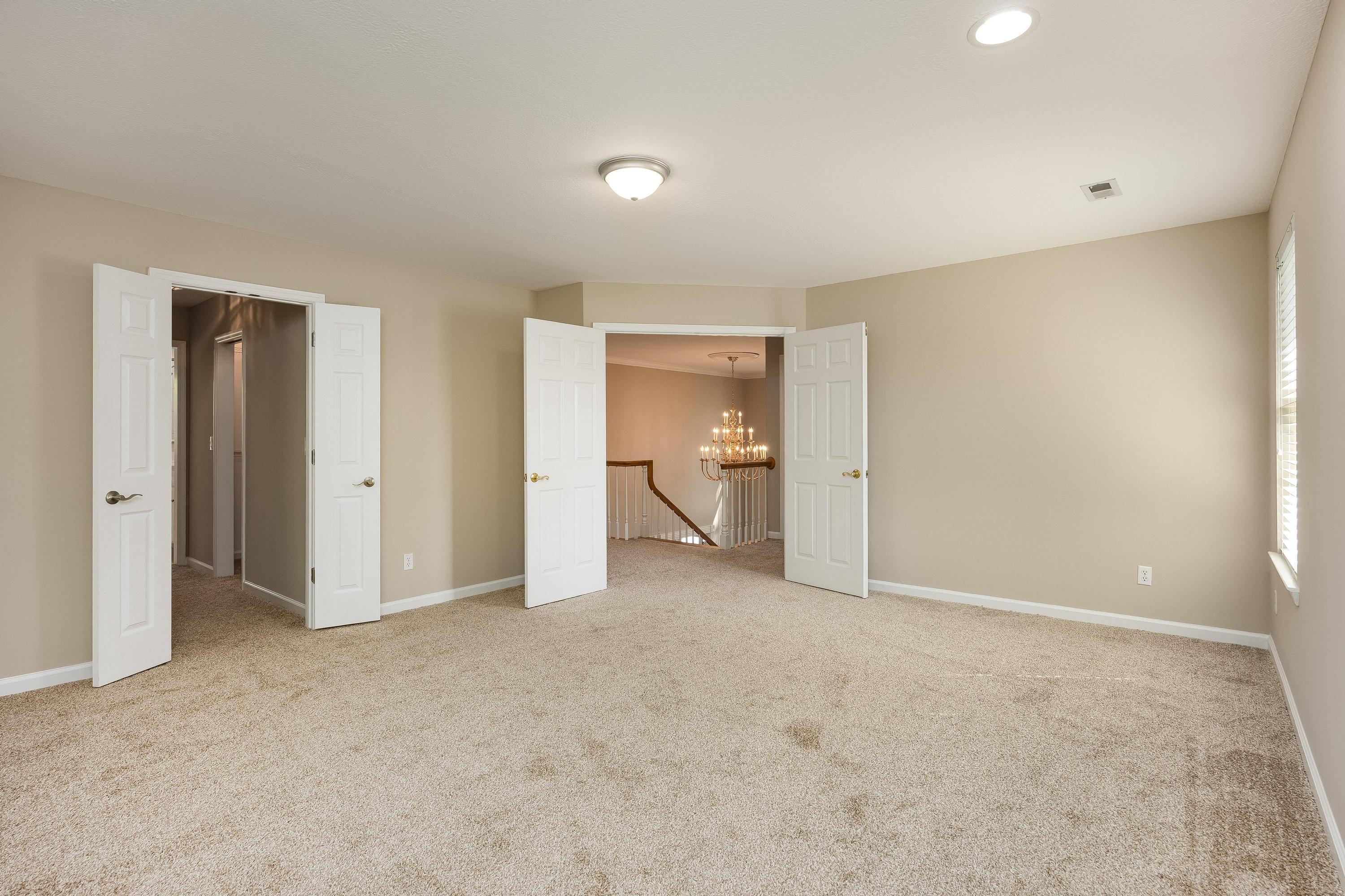 1926 Windstone Drive