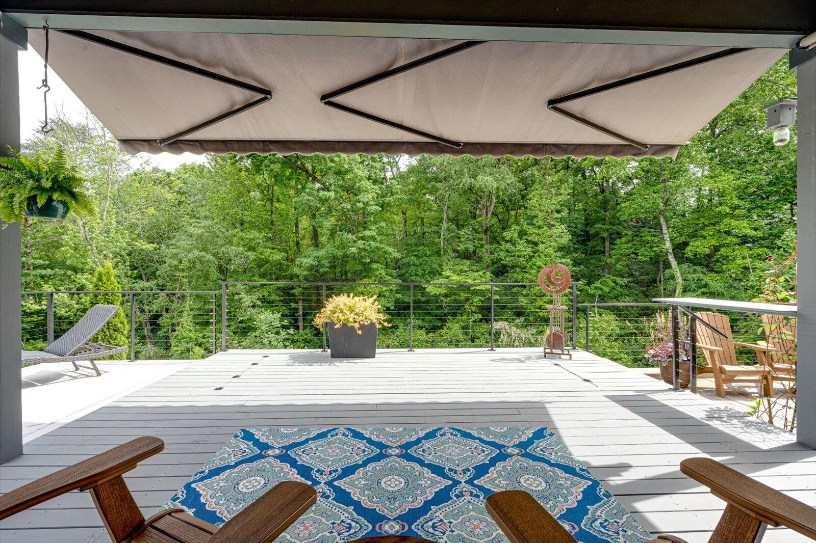 1712 Seven Pines Lane