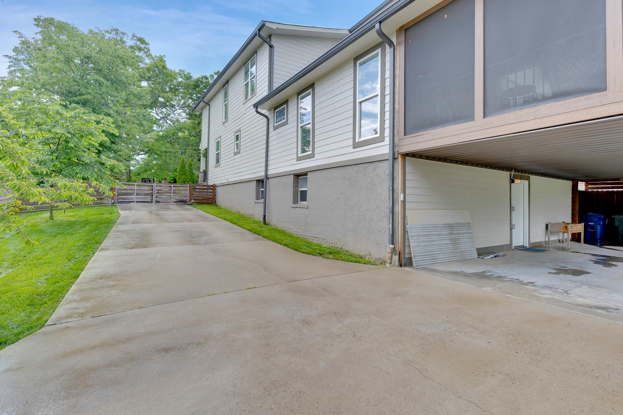 332 Beck Avenue