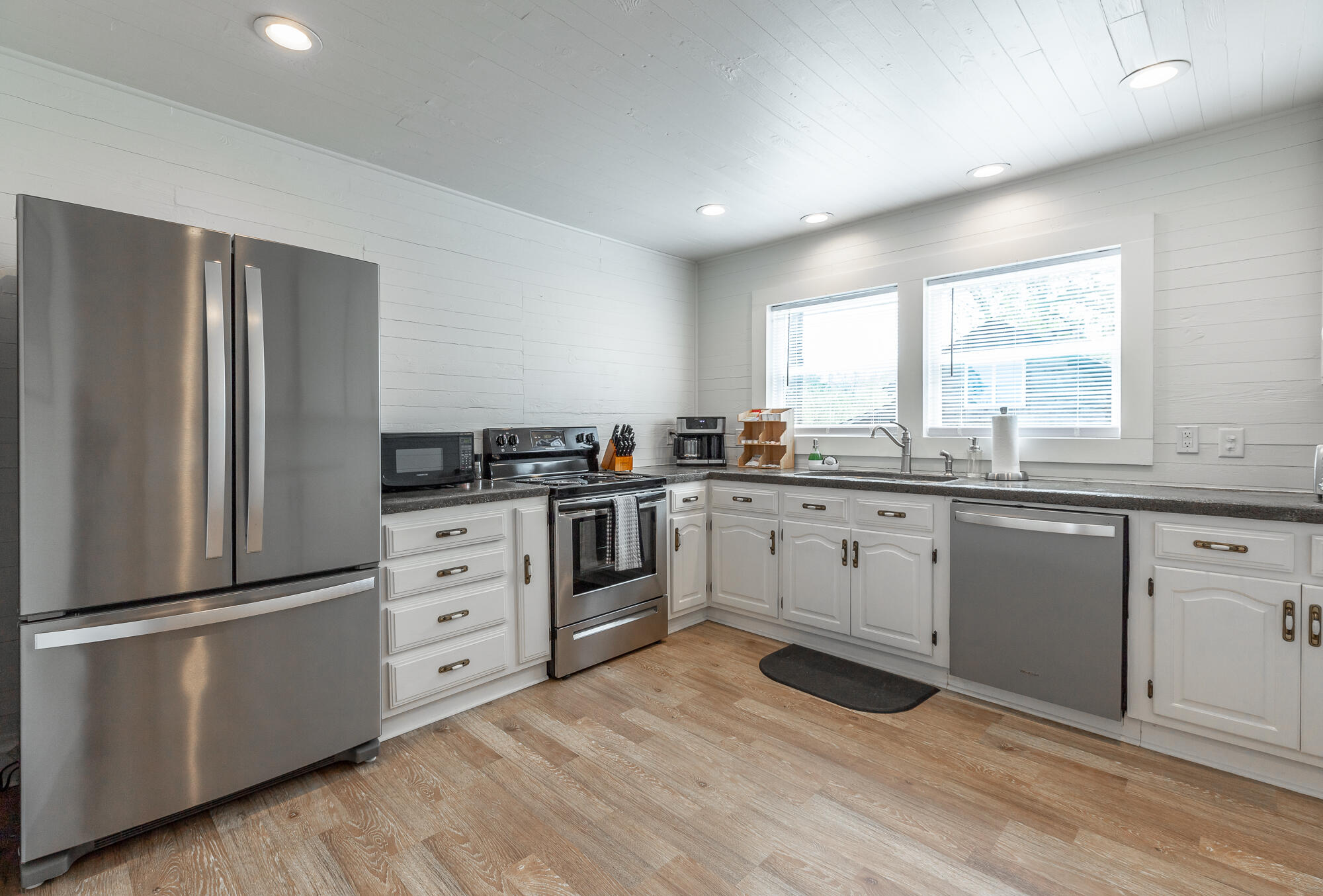 1308 Dry Valley Road