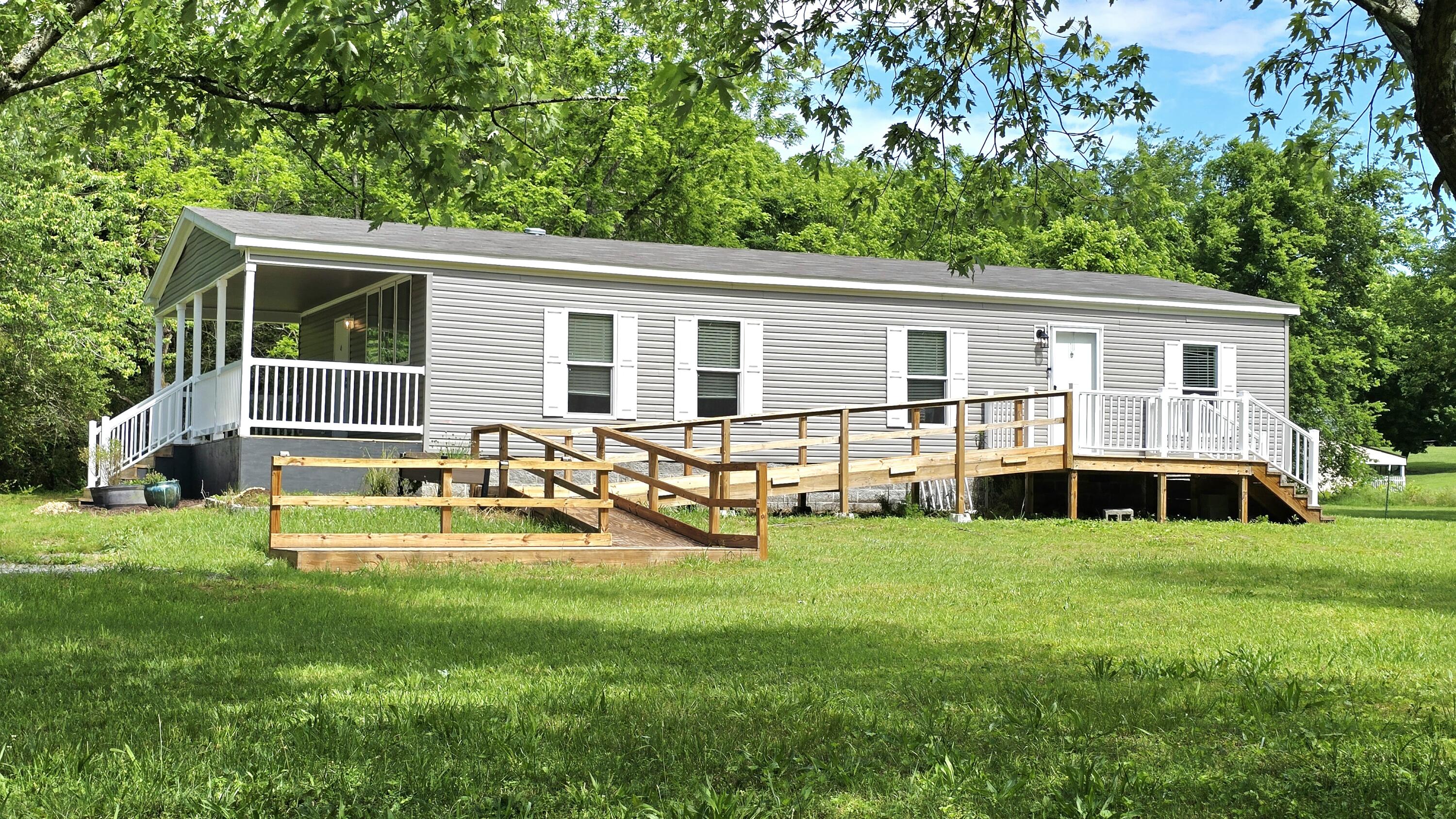 2270 Trewhitt Road SE