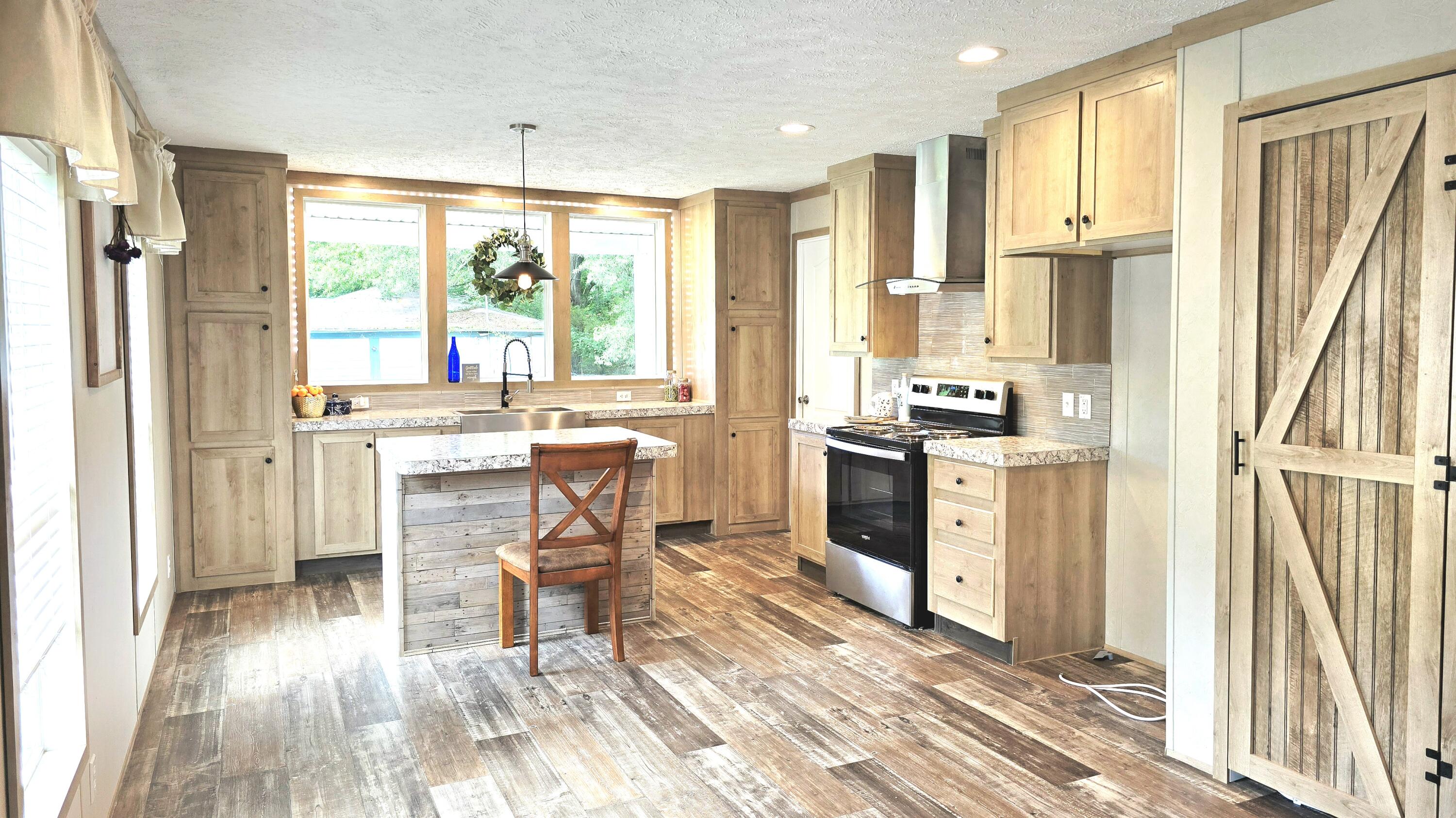 2270 Trewhitt Road SE