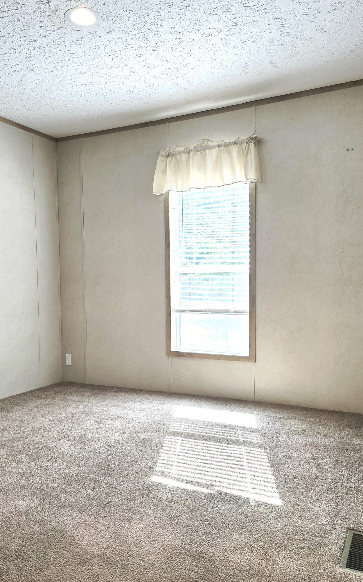 2270 Trewhitt Road SE