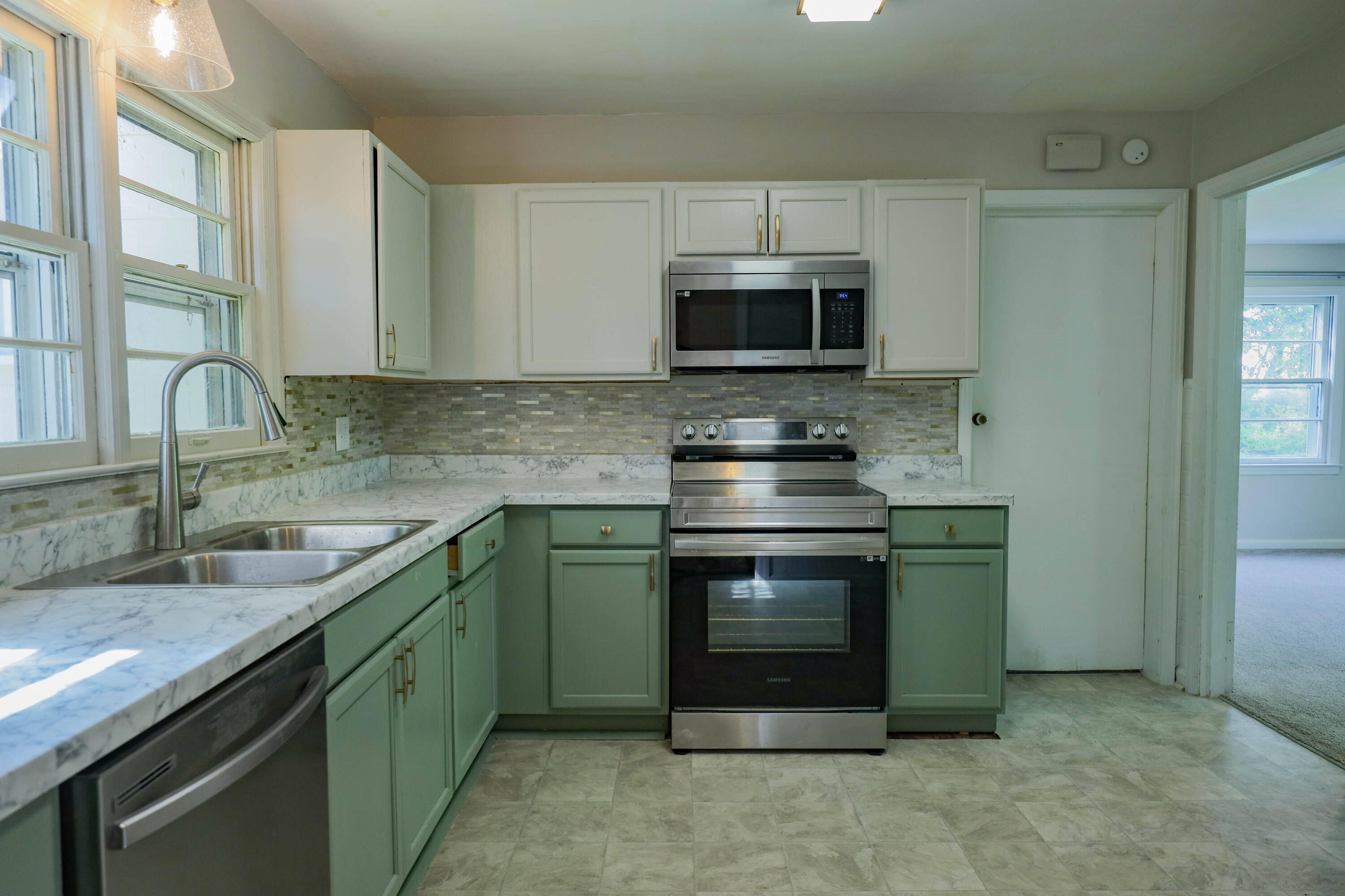 3703 Chula Vista Drive