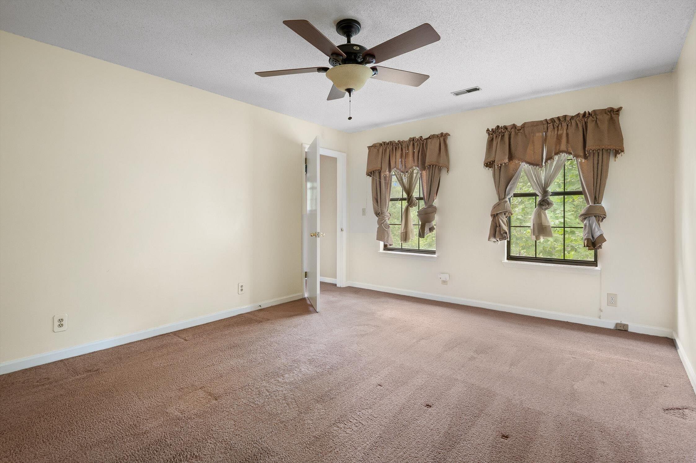 2400 Cedar Creek Drive