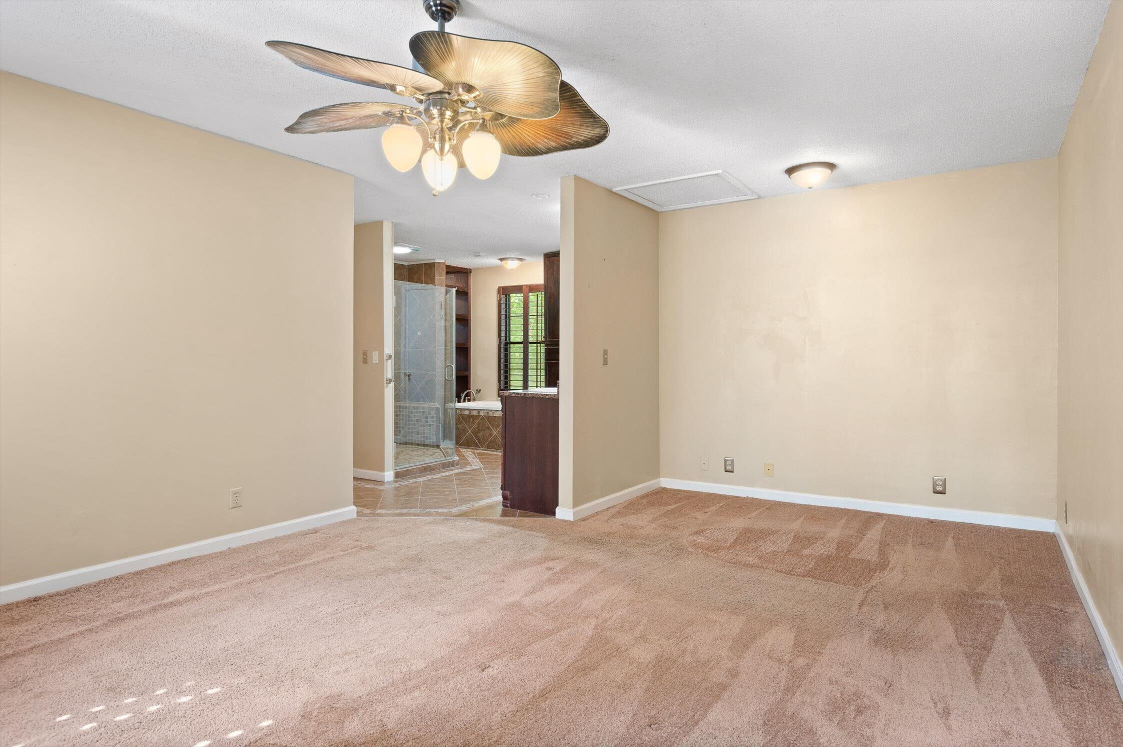 2400 Cedar Creek Drive
