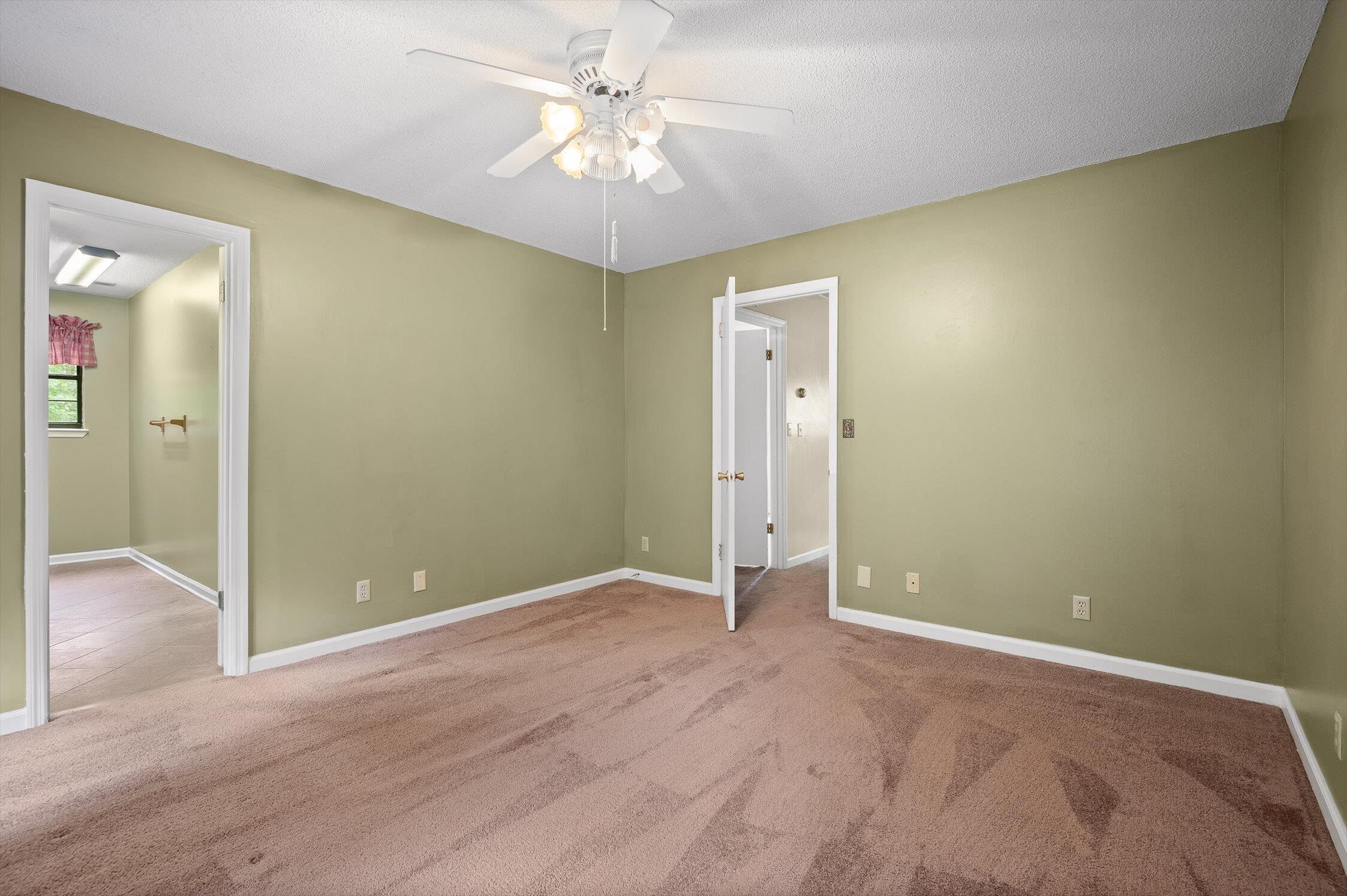 2400 Cedar Creek Drive