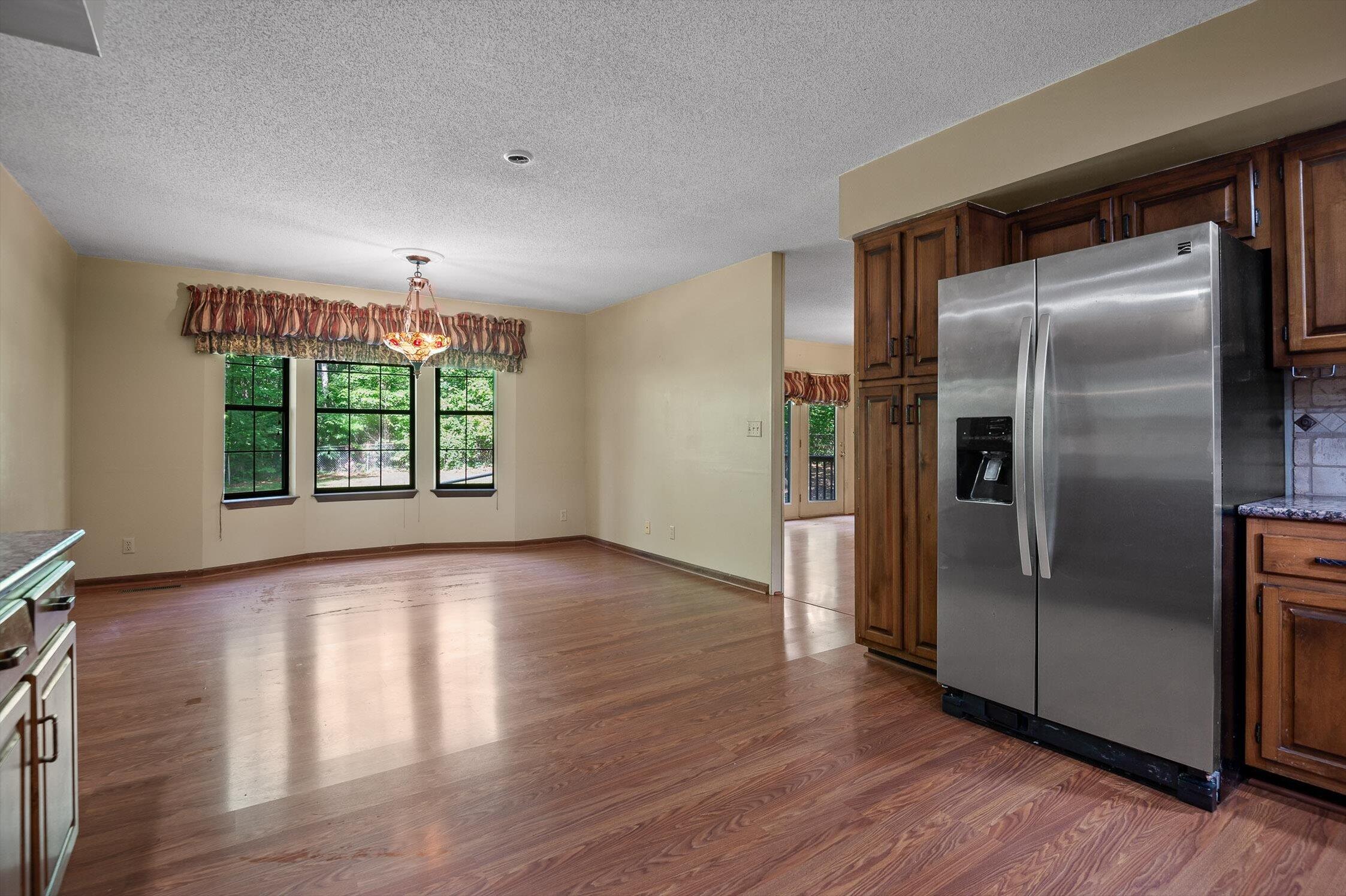 2400 Cedar Creek Drive