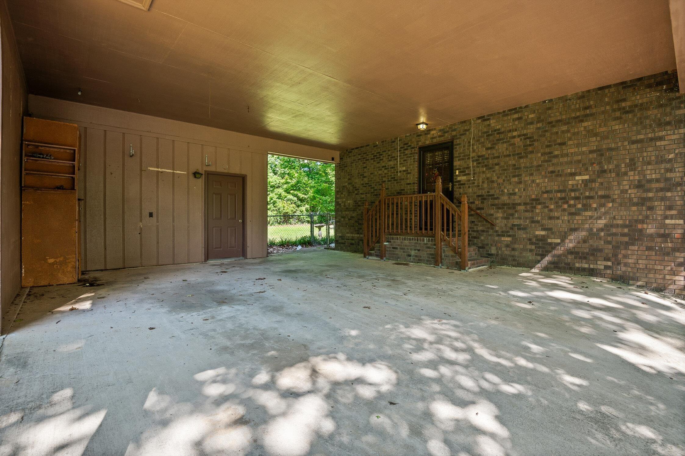 2400 Cedar Creek Drive