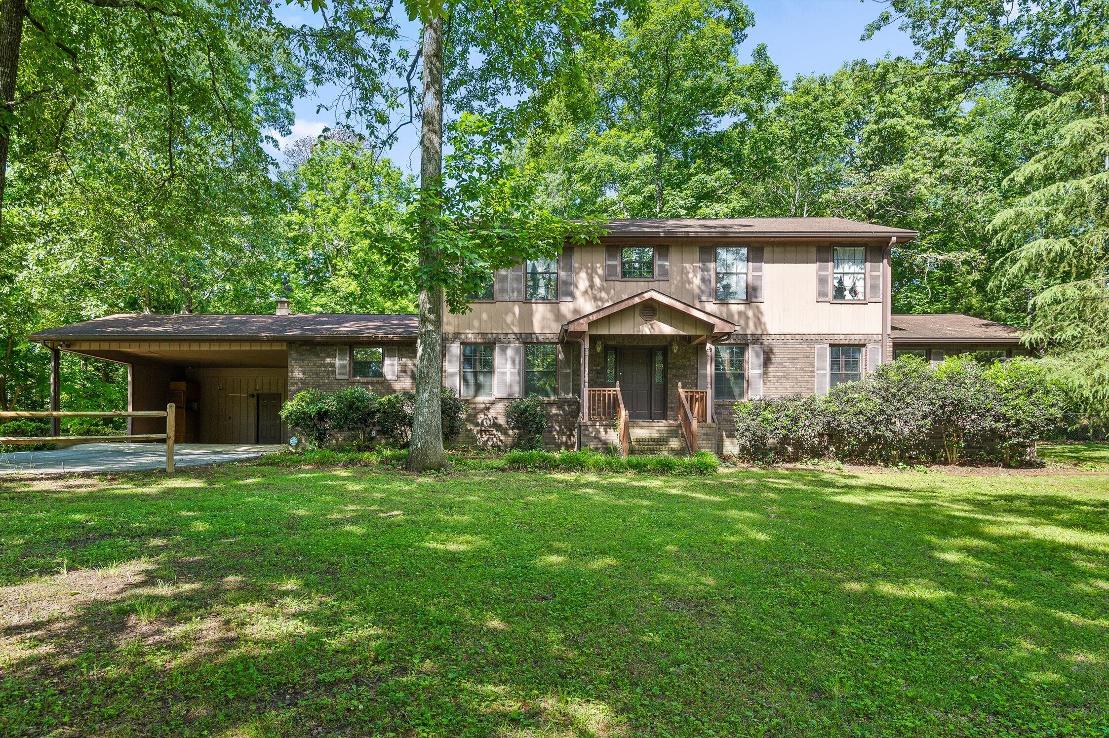 2400 Cedar Creek Drive