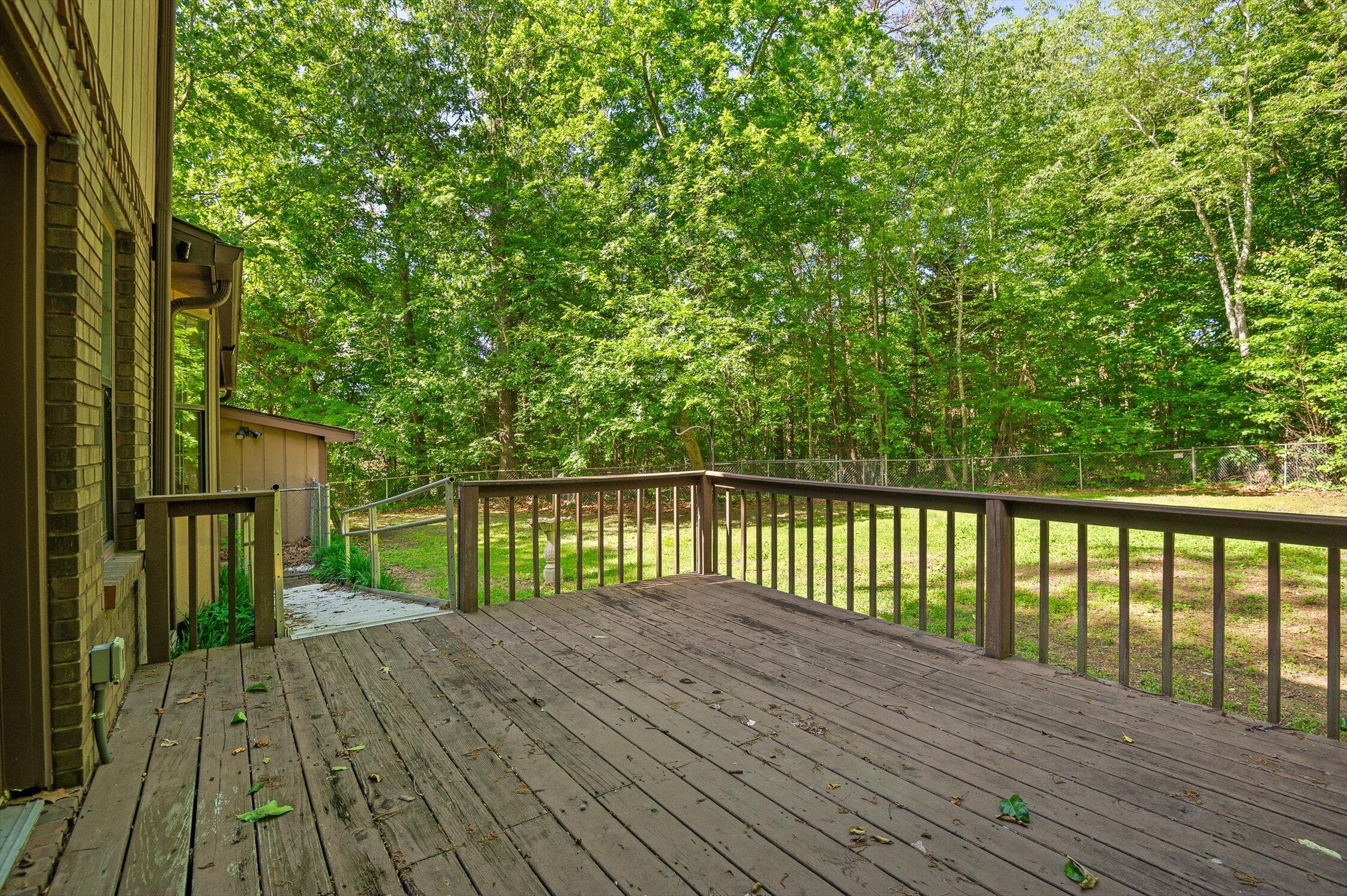 2400 Cedar Creek Drive