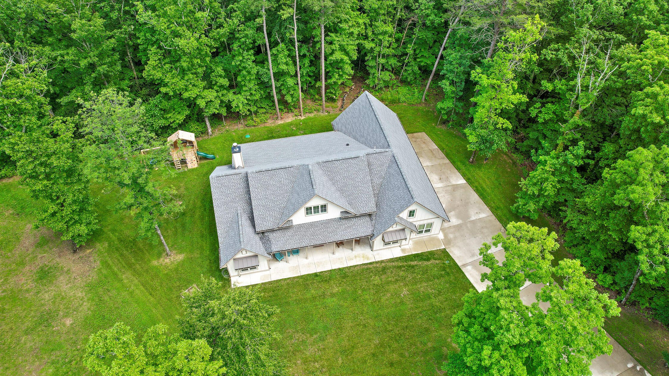 108 Wade Road E