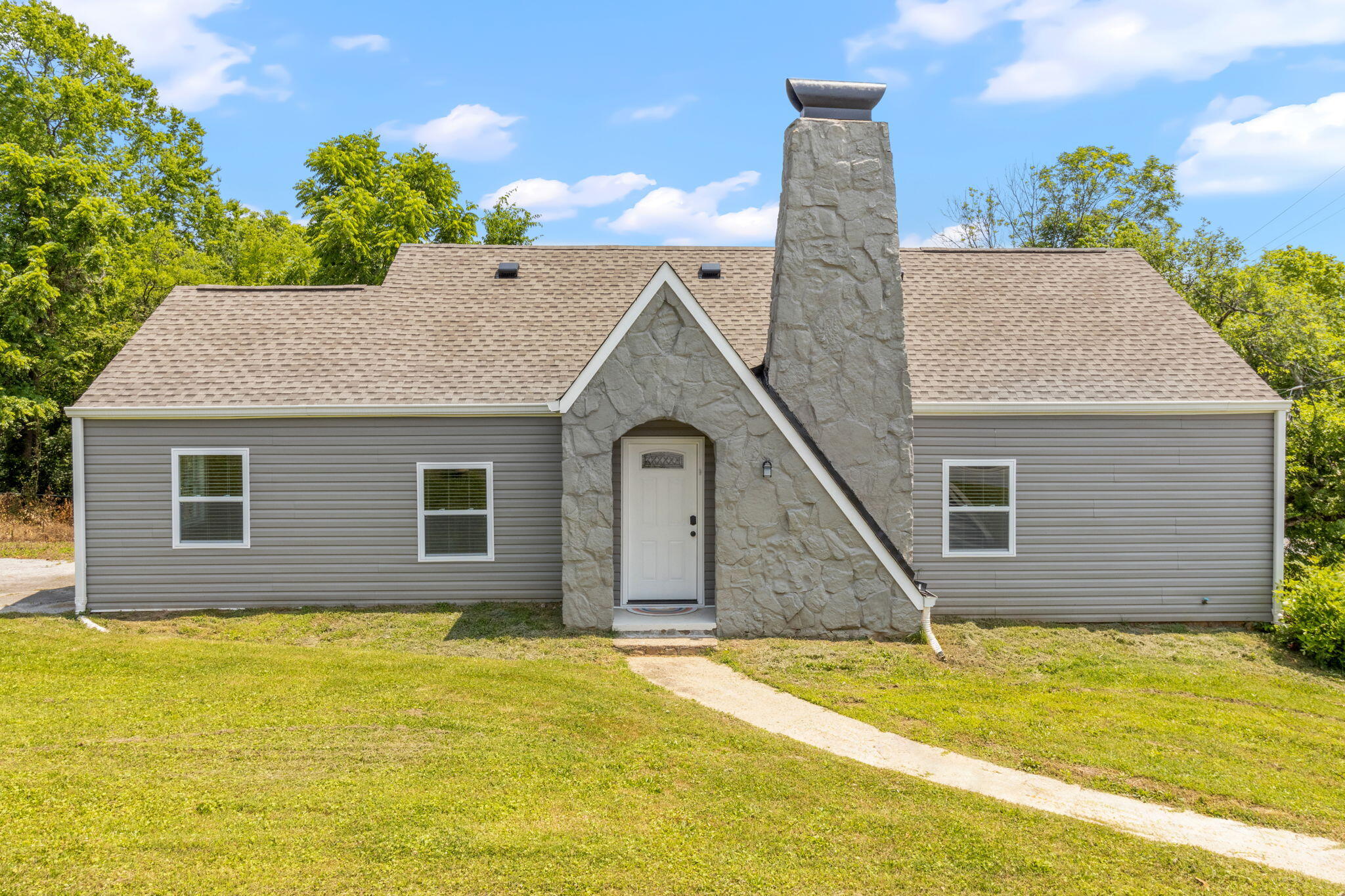 517 Ashland Terrace