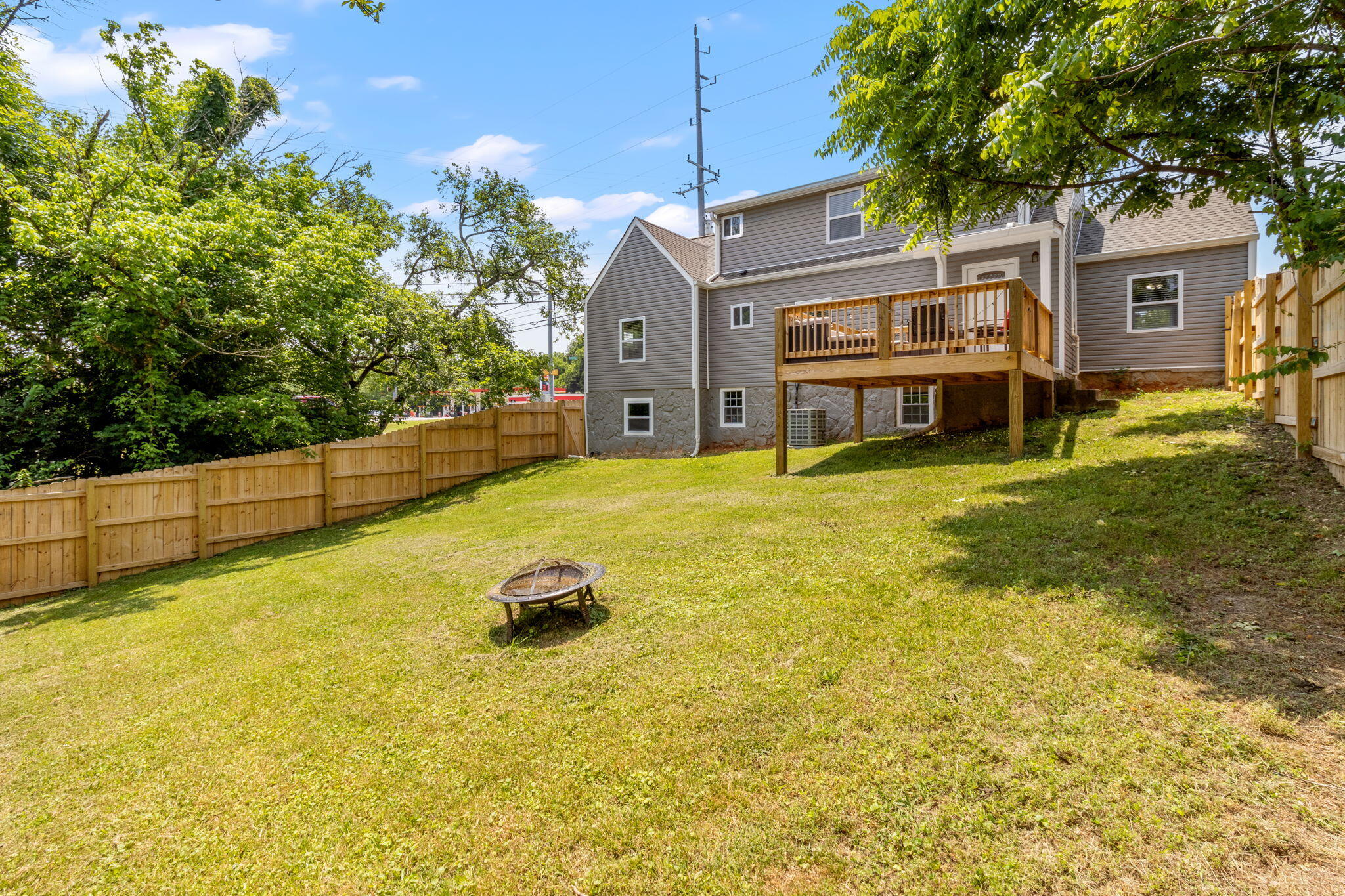 517 Ashland Terrace