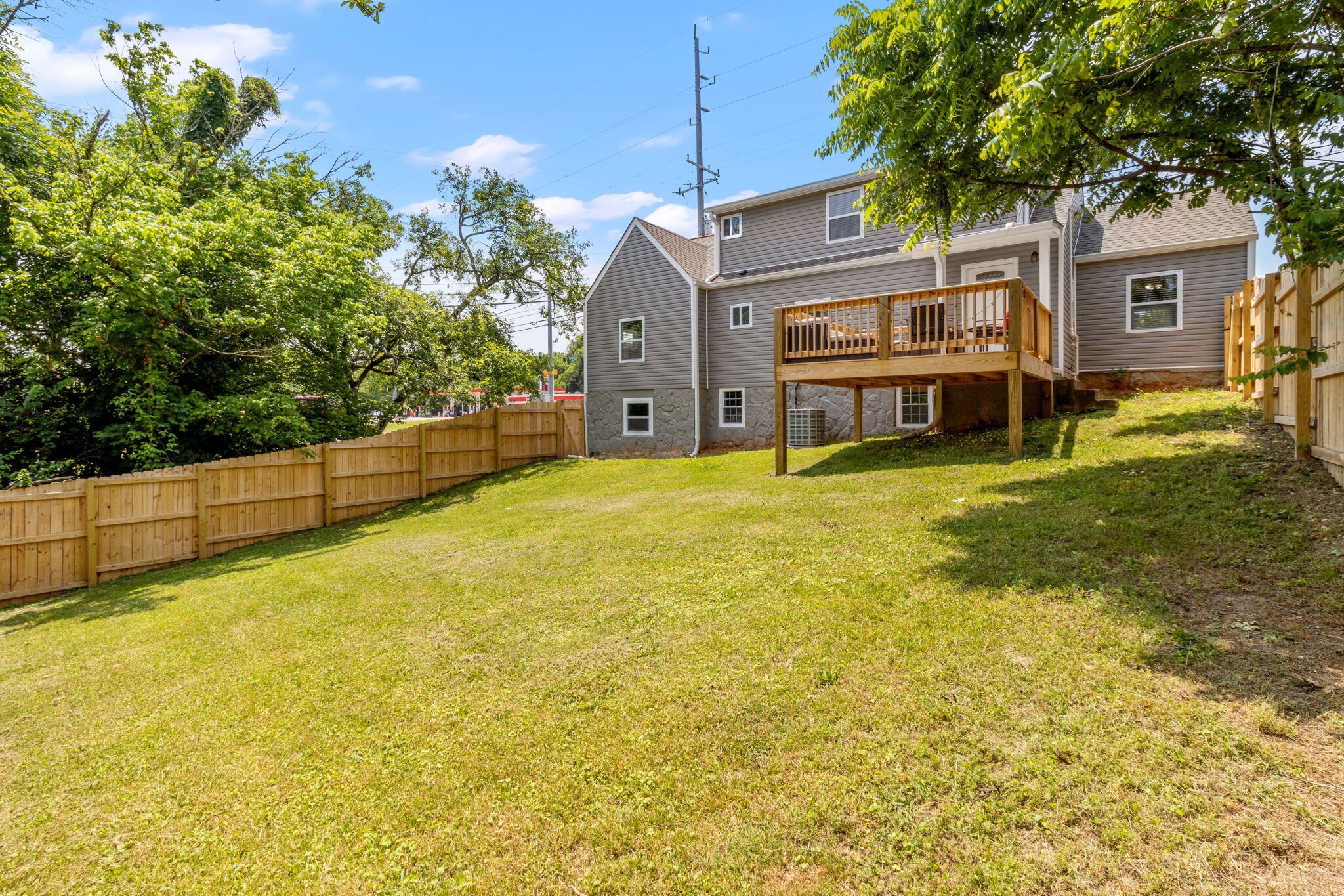 517 Ashland Terrace
