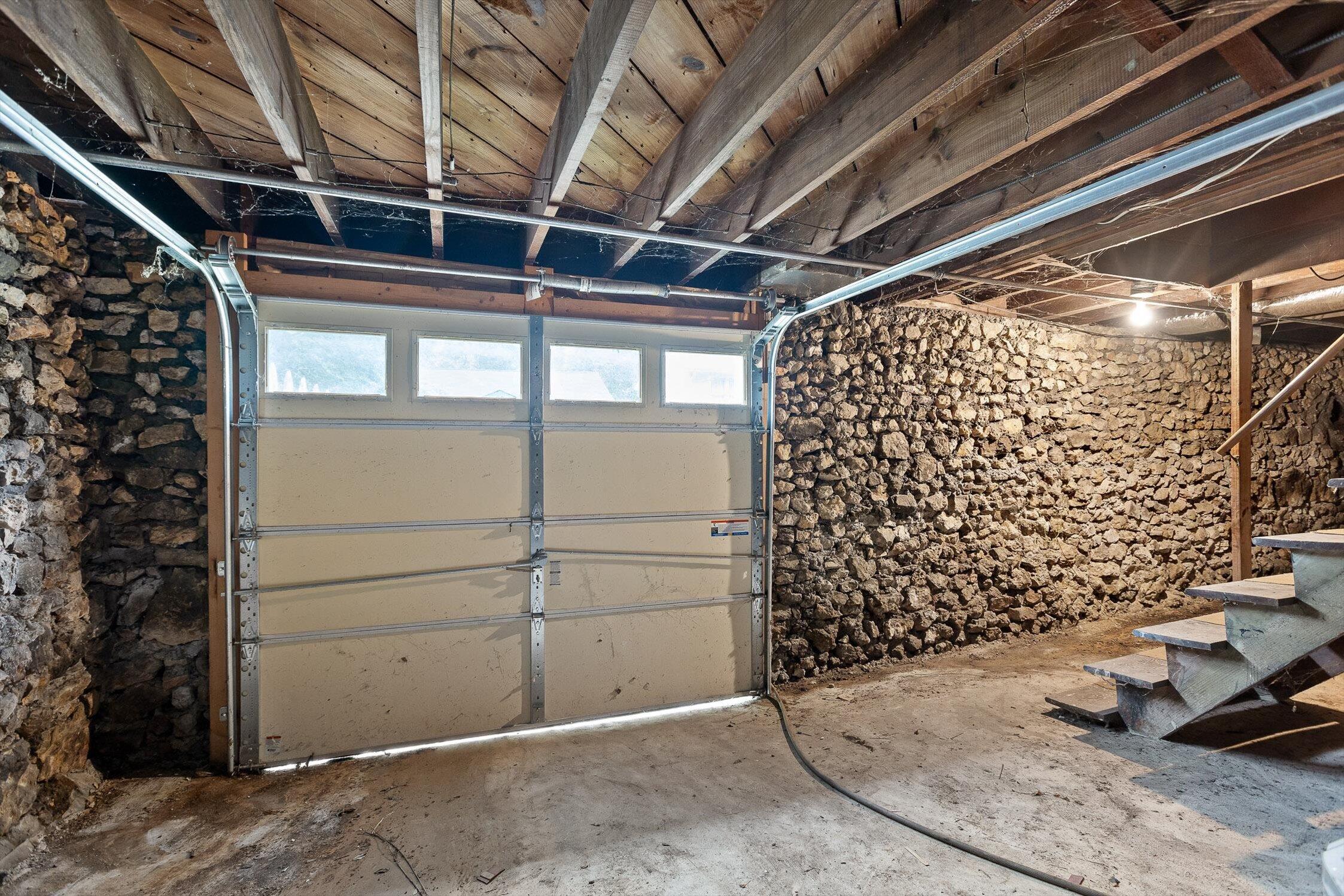 4418 Seneca Avenue