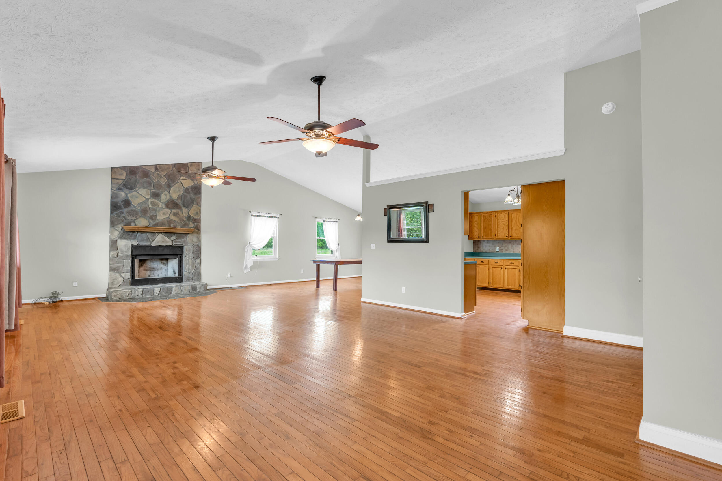 193 Hidden Valley Road, LaFayette