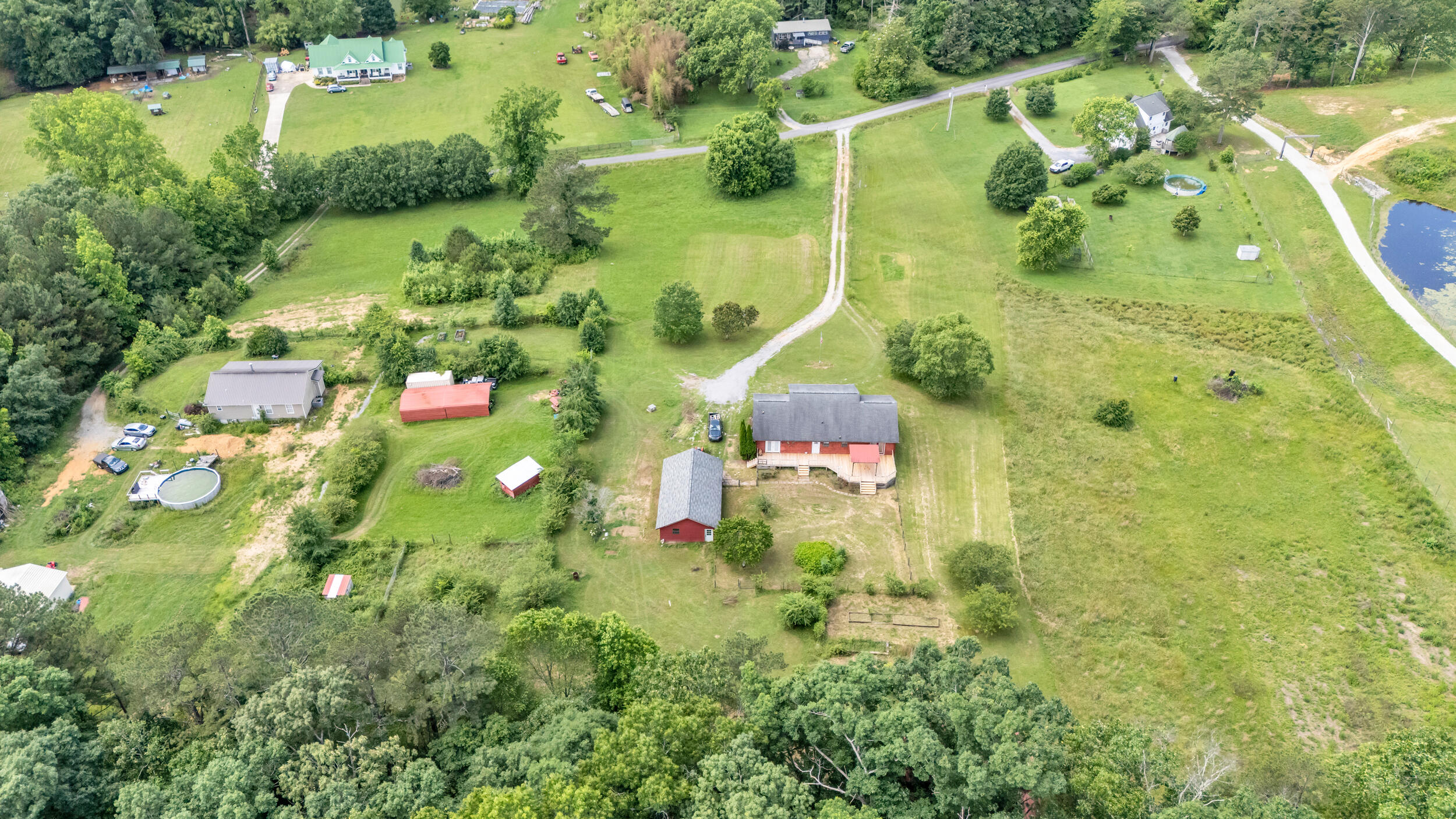 193 Hidden Valley Road, LaFayette