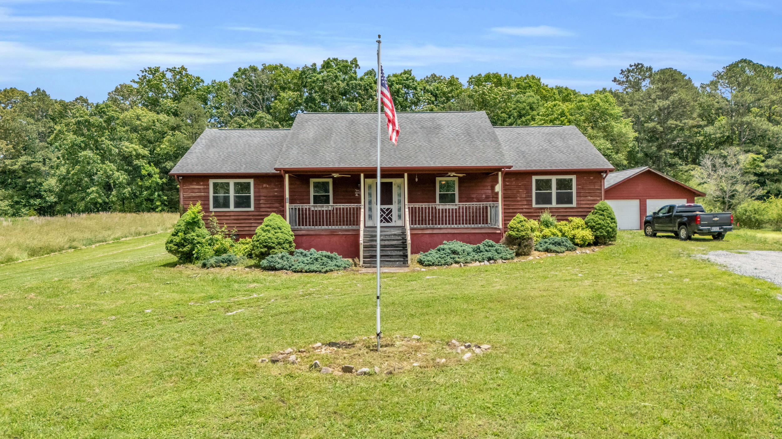 193 Hidden Valley Road, LaFayette