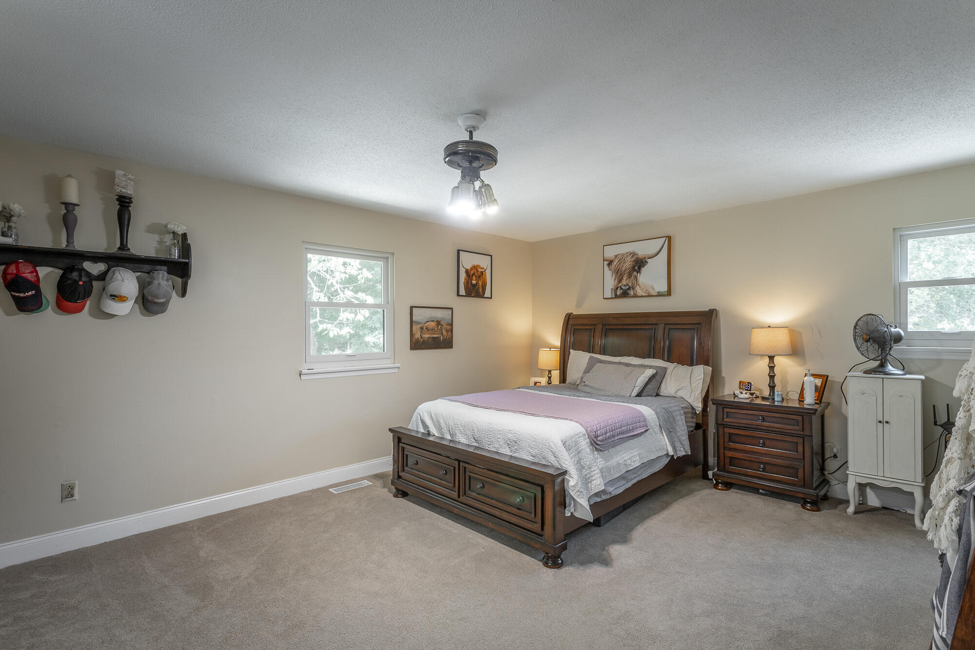 2207 Driftwood Road