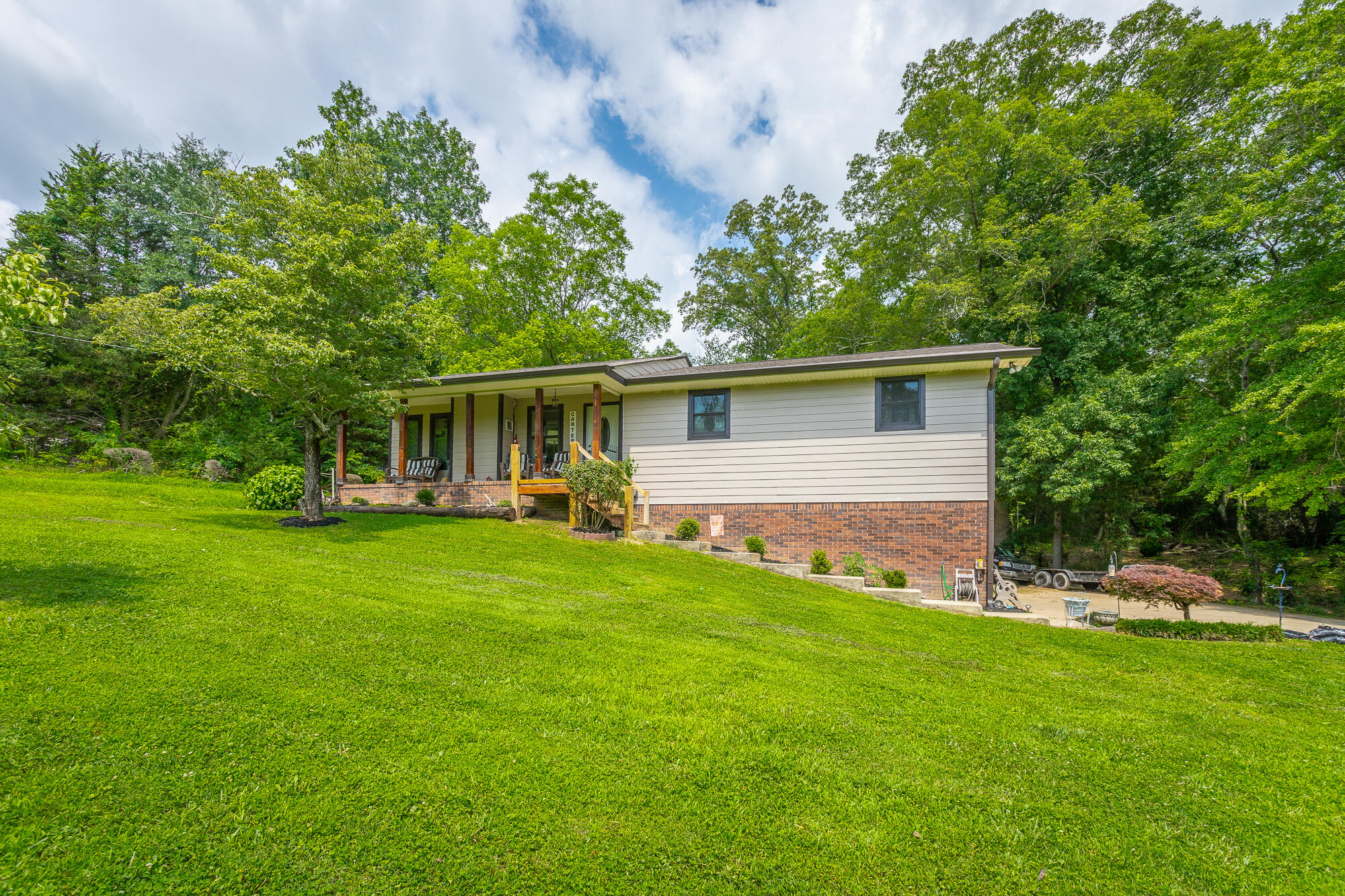 2207 Driftwood Road