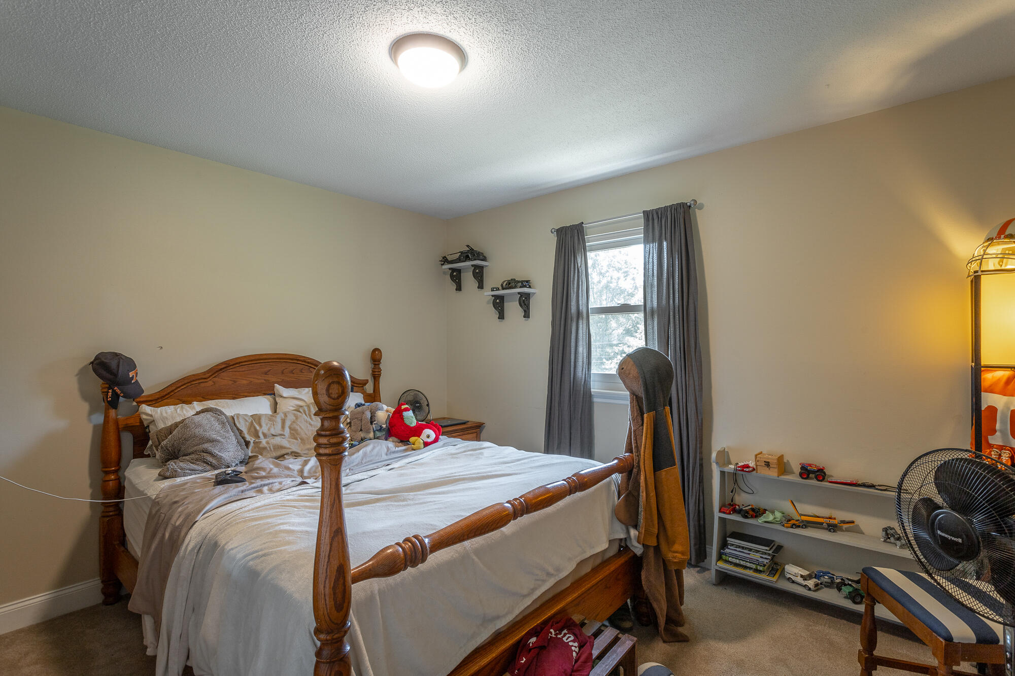 2207 Driftwood Road