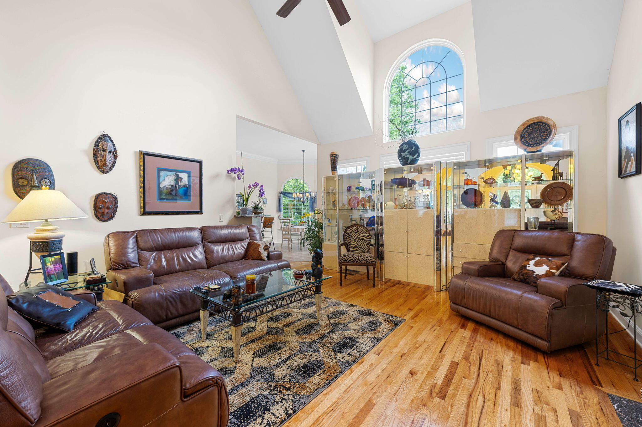 902 Cattails Drive