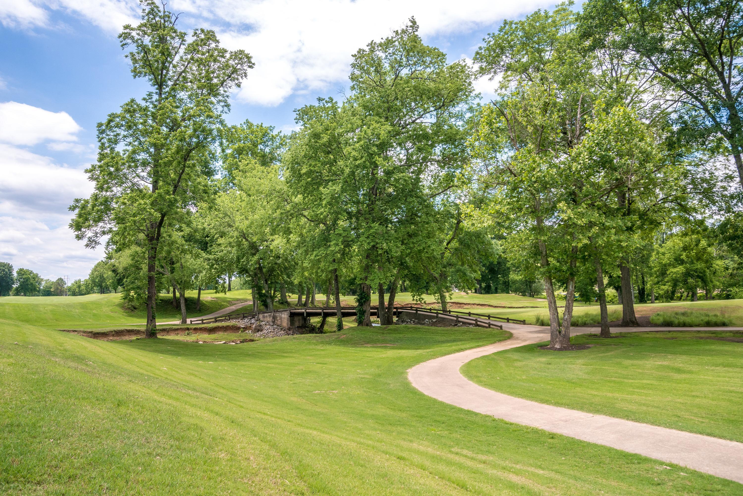 902 Cattails Drive