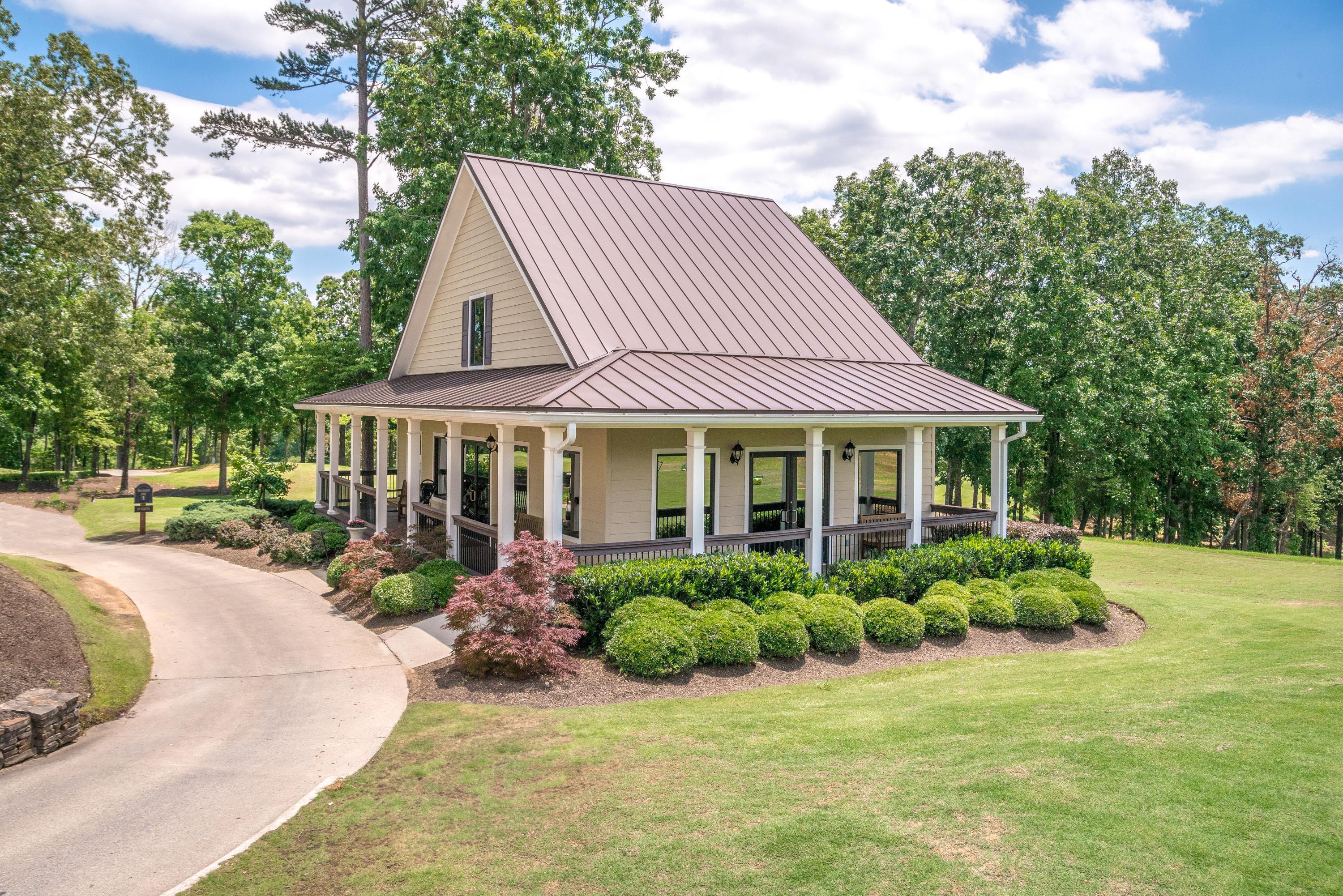 902 Cattails Drive