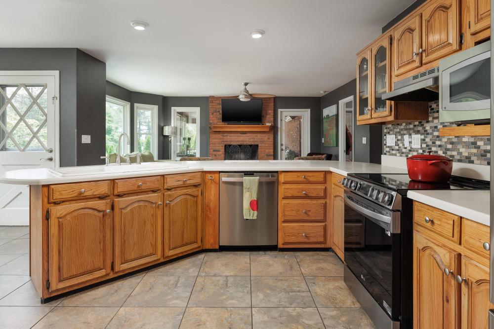 328 S Mission Ridge Drive