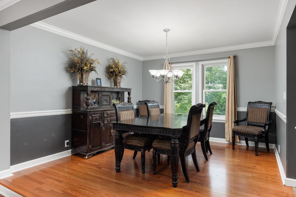 328 S Mission Ridge Drive