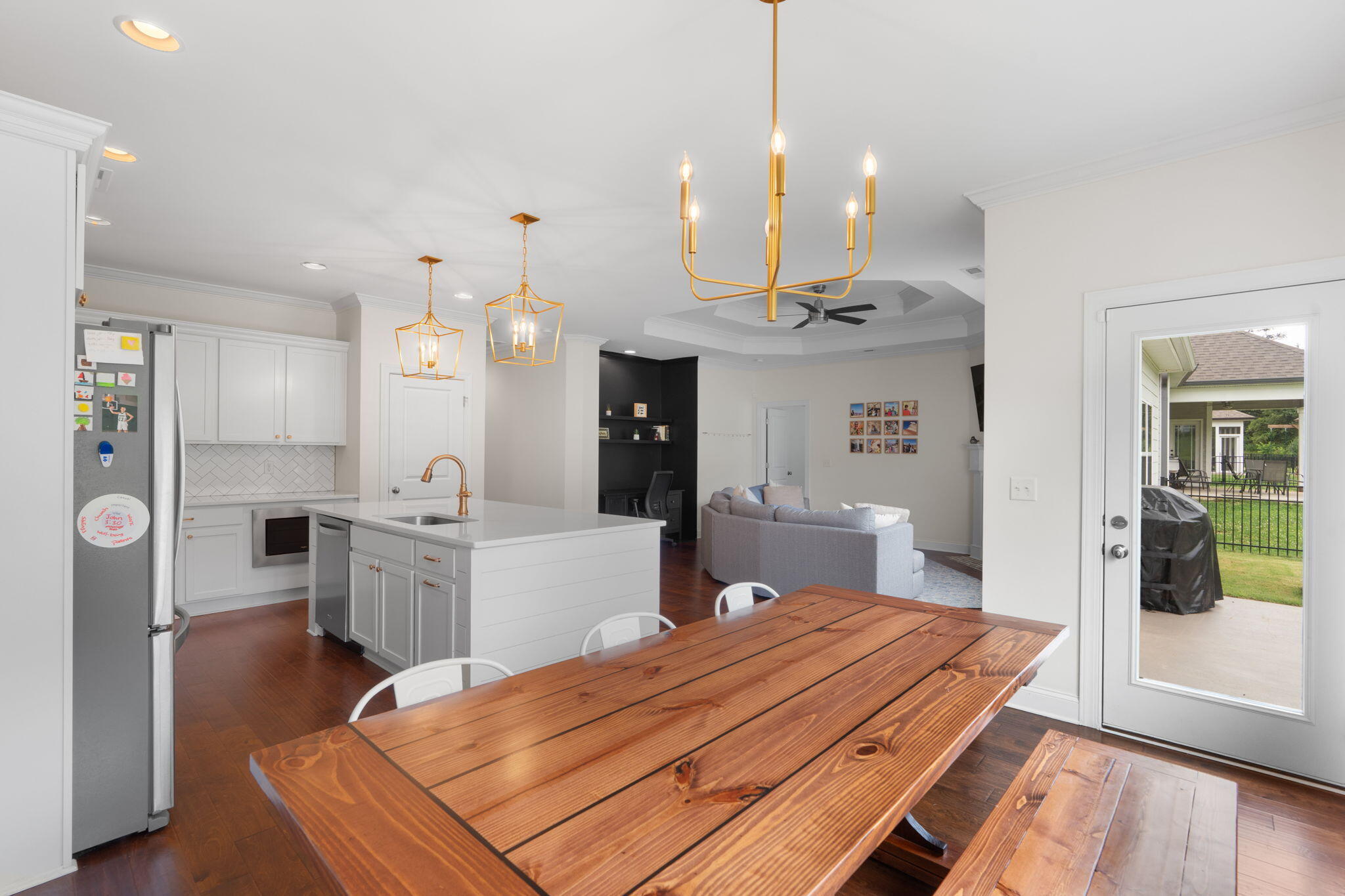 3620 Weathervane
