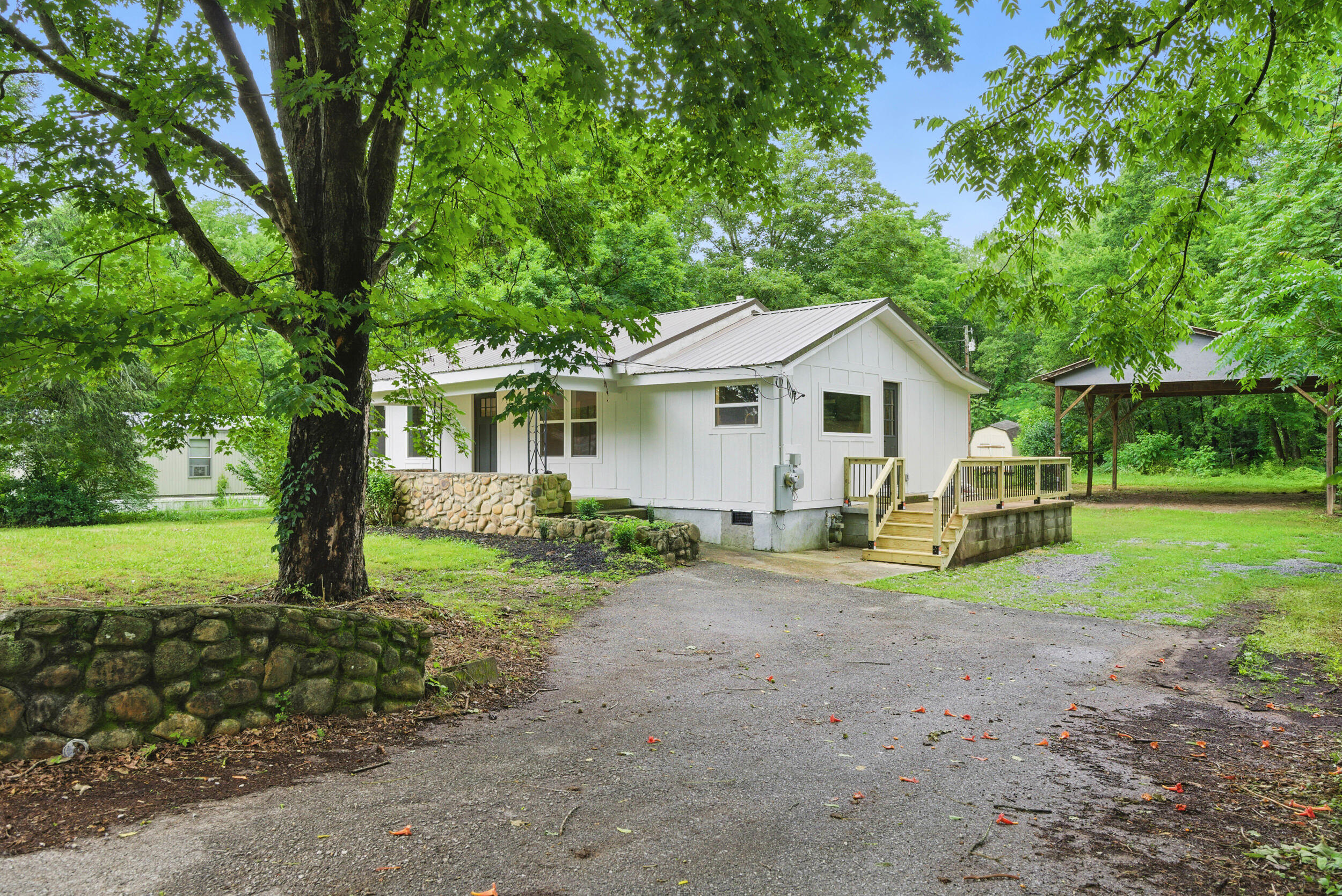 8427 Springfield Road