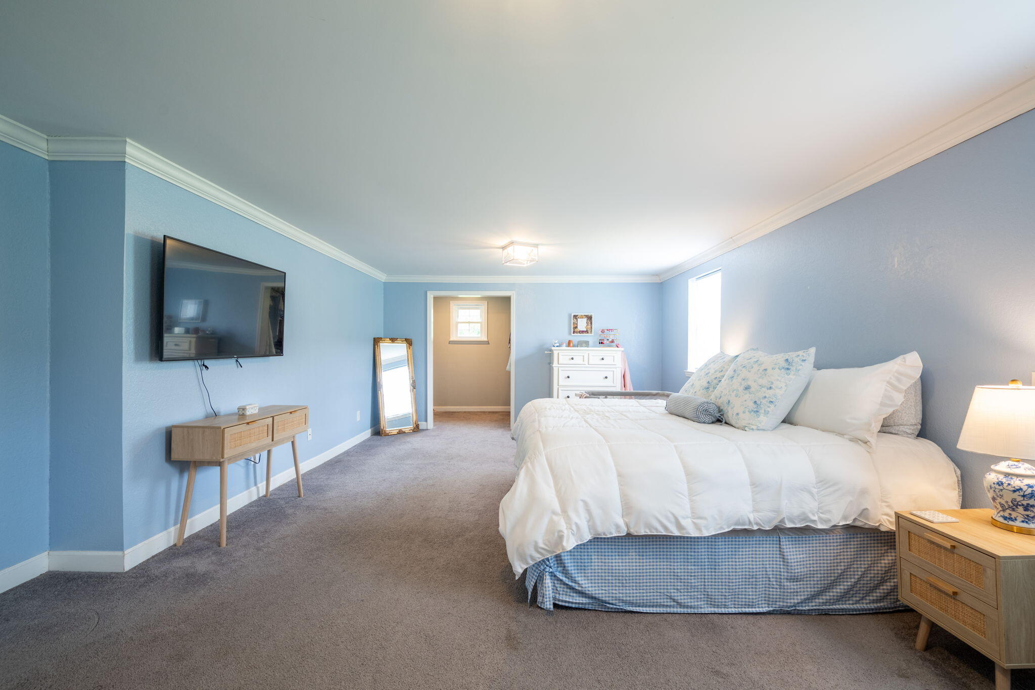 300 Bronco Road, LaFayette