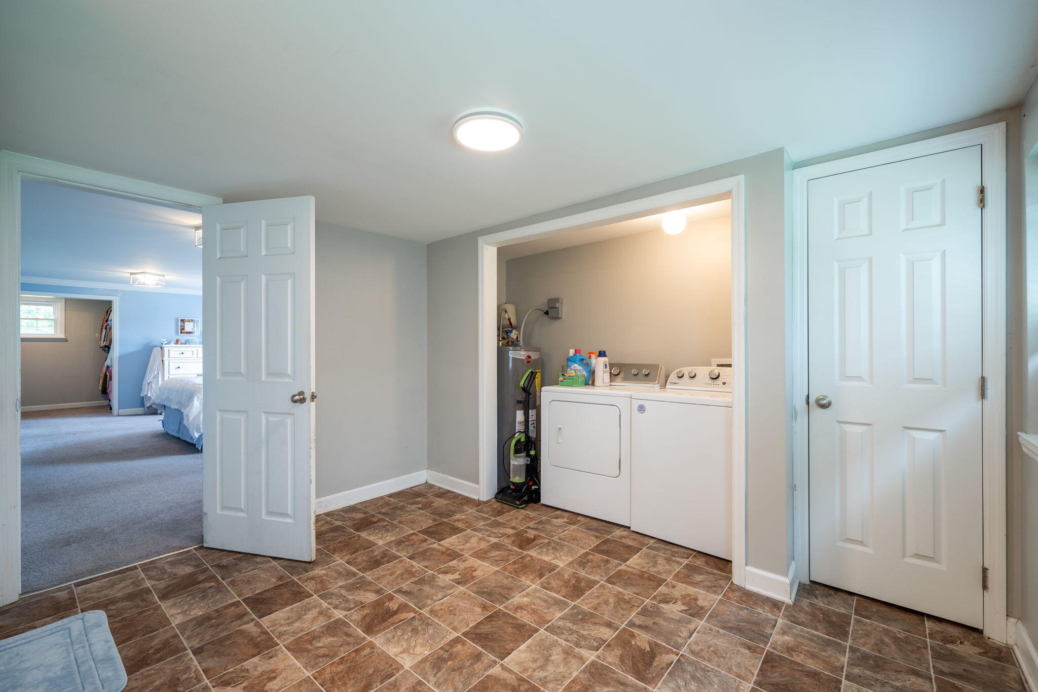 300 Bronco Road, LaFayette