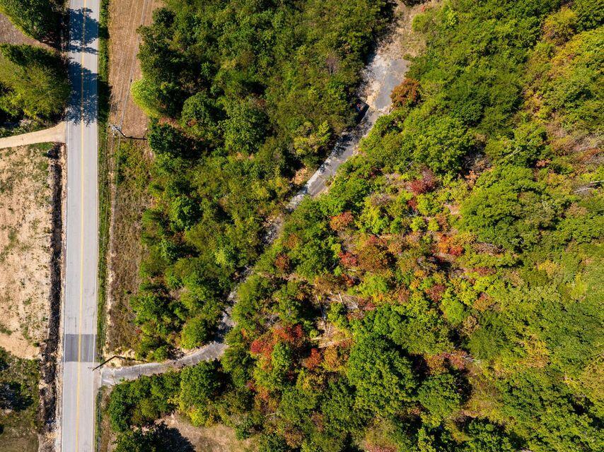 6933 &6937 Short Tail Springs Road
