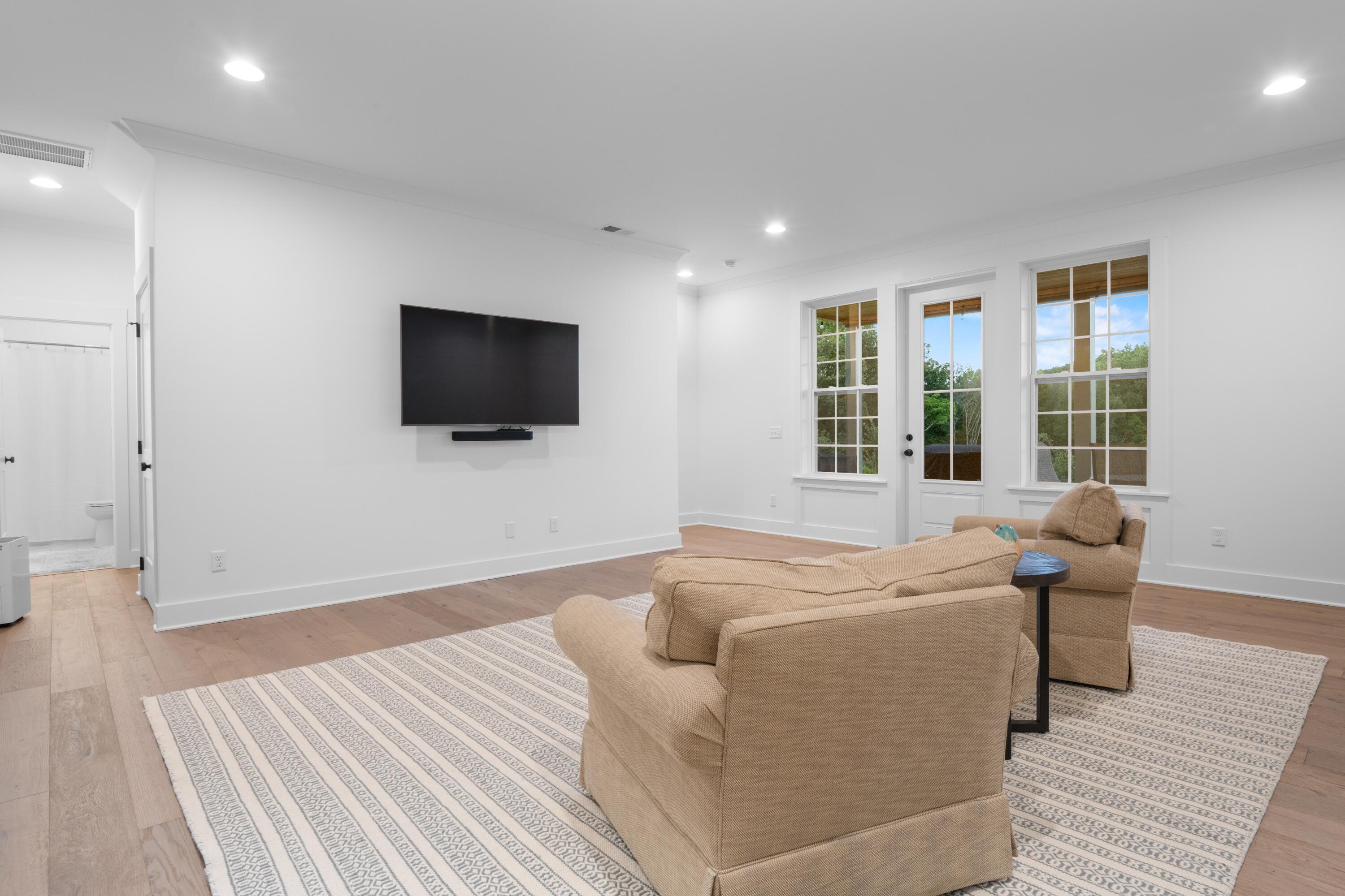 250 Spinnaker Drive