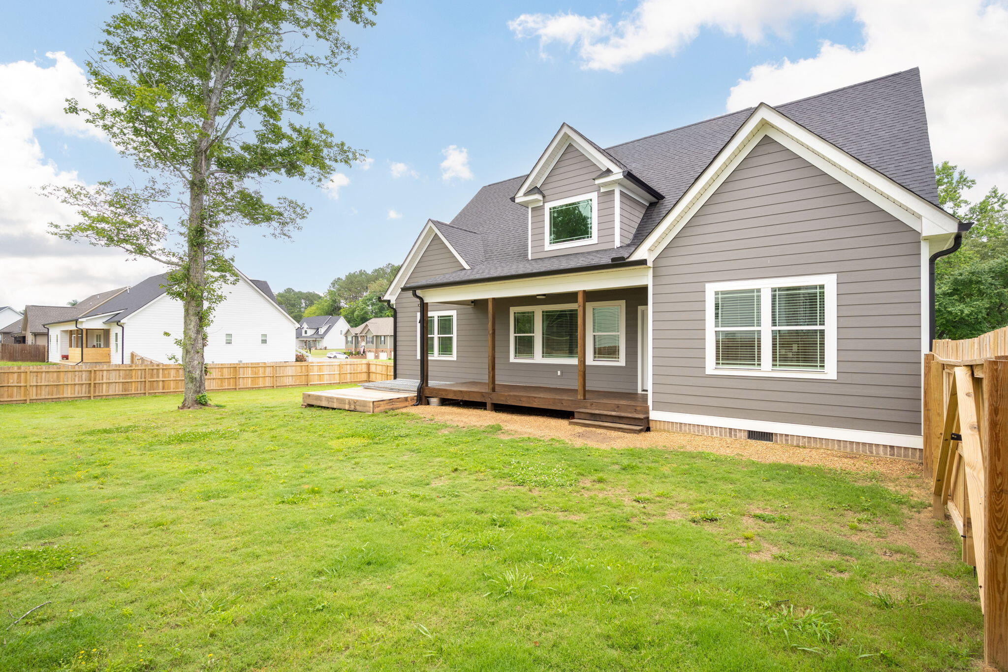 12 Windy Oak Drive