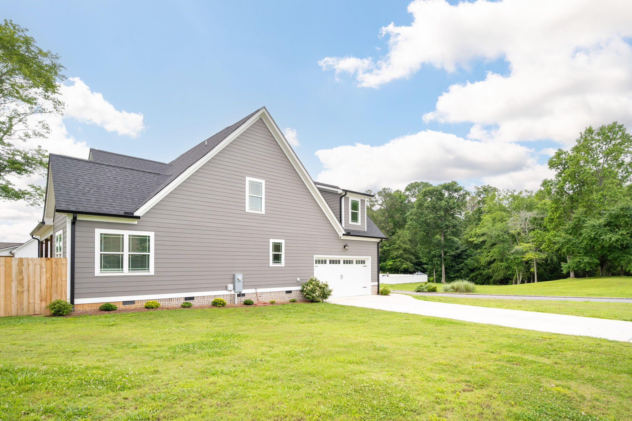 12 Windy Oak Drive