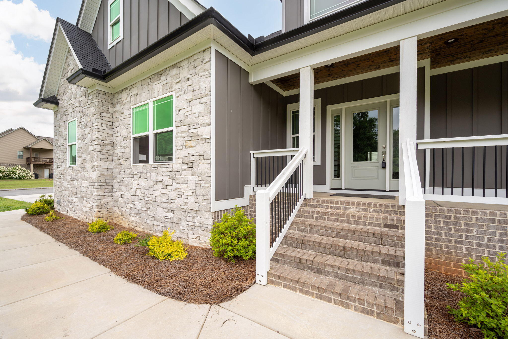12 Windy Oak Drive