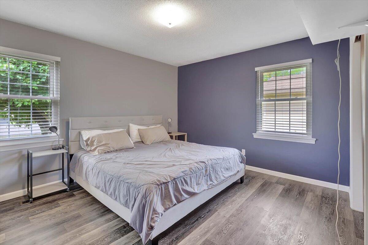 7108 Glenfield Lane