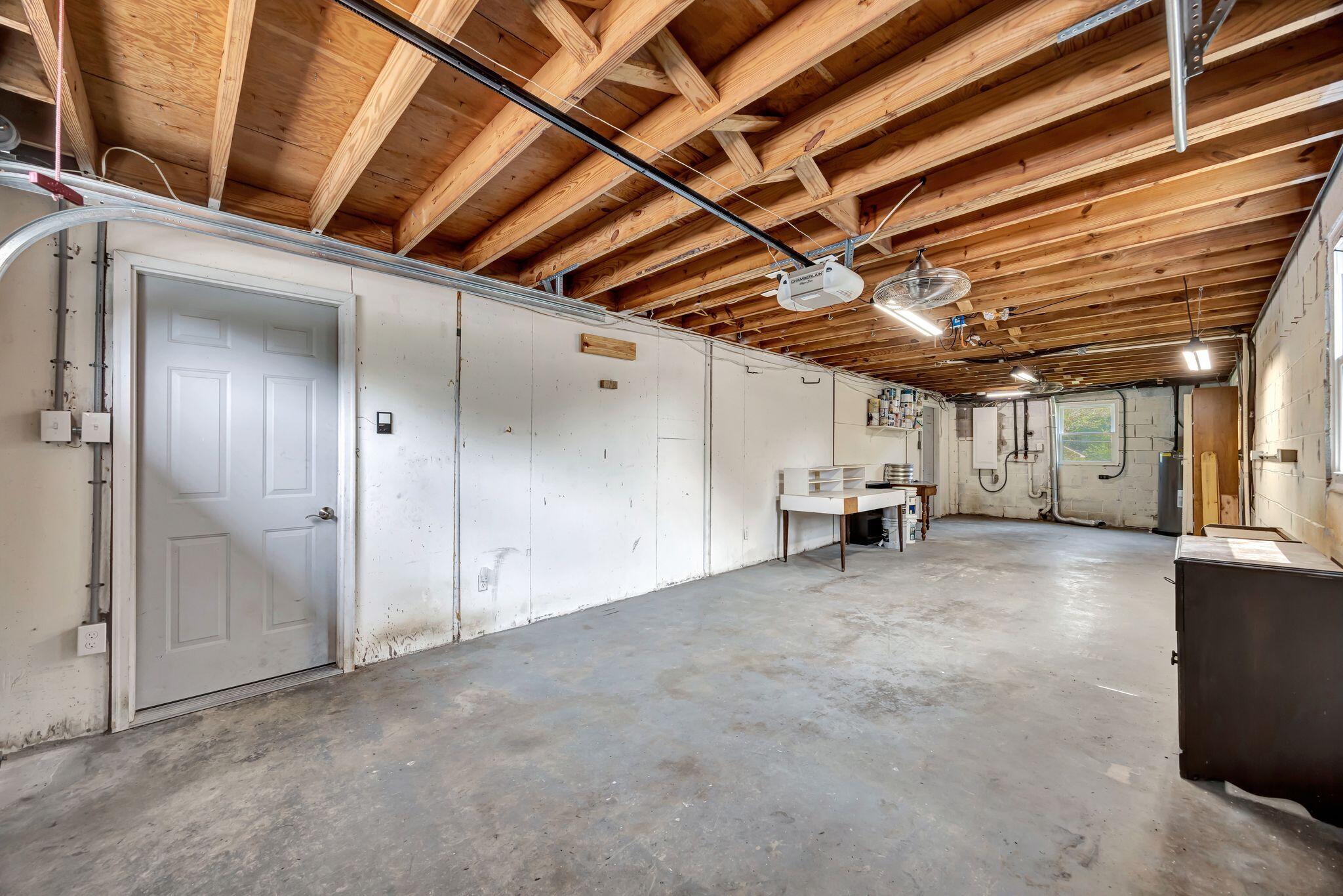 1331 Cloverdale Circle