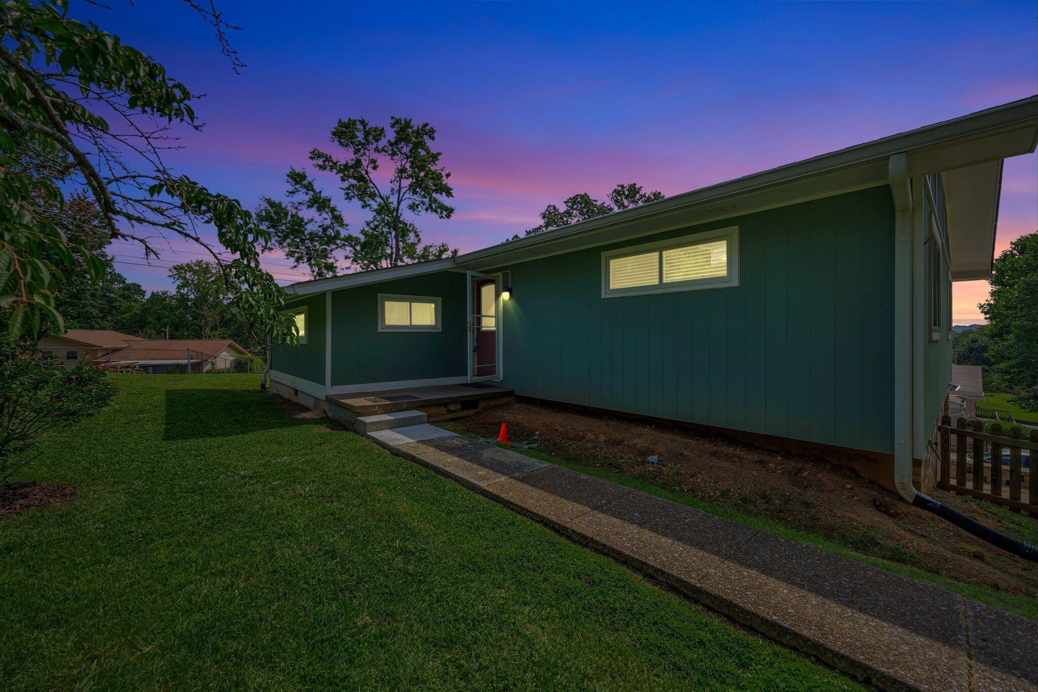 1331 Cloverdale Circle